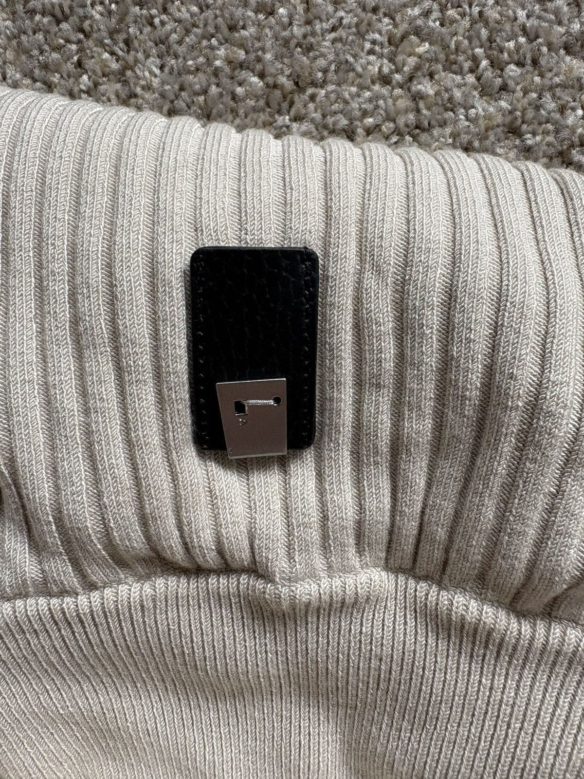 1017 ALYX 9SM Beige cream alyx 1017 zip up sweater Size US M / EU 48-50 / 2 - 7 Thumbnail
