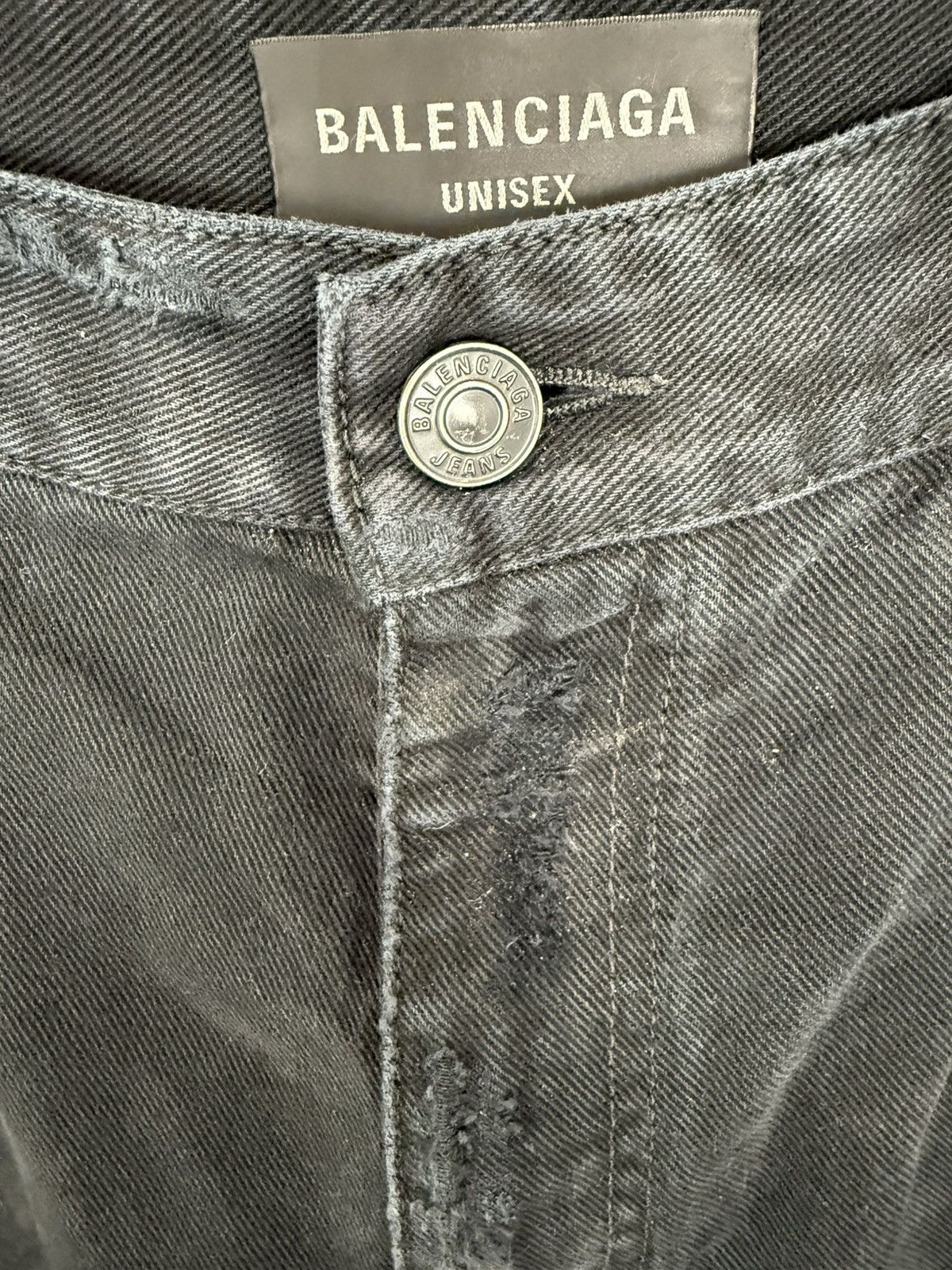 Balenciaga Balenciaga distressed denim jean shorts black Size US 39 - 9 Thumbnail