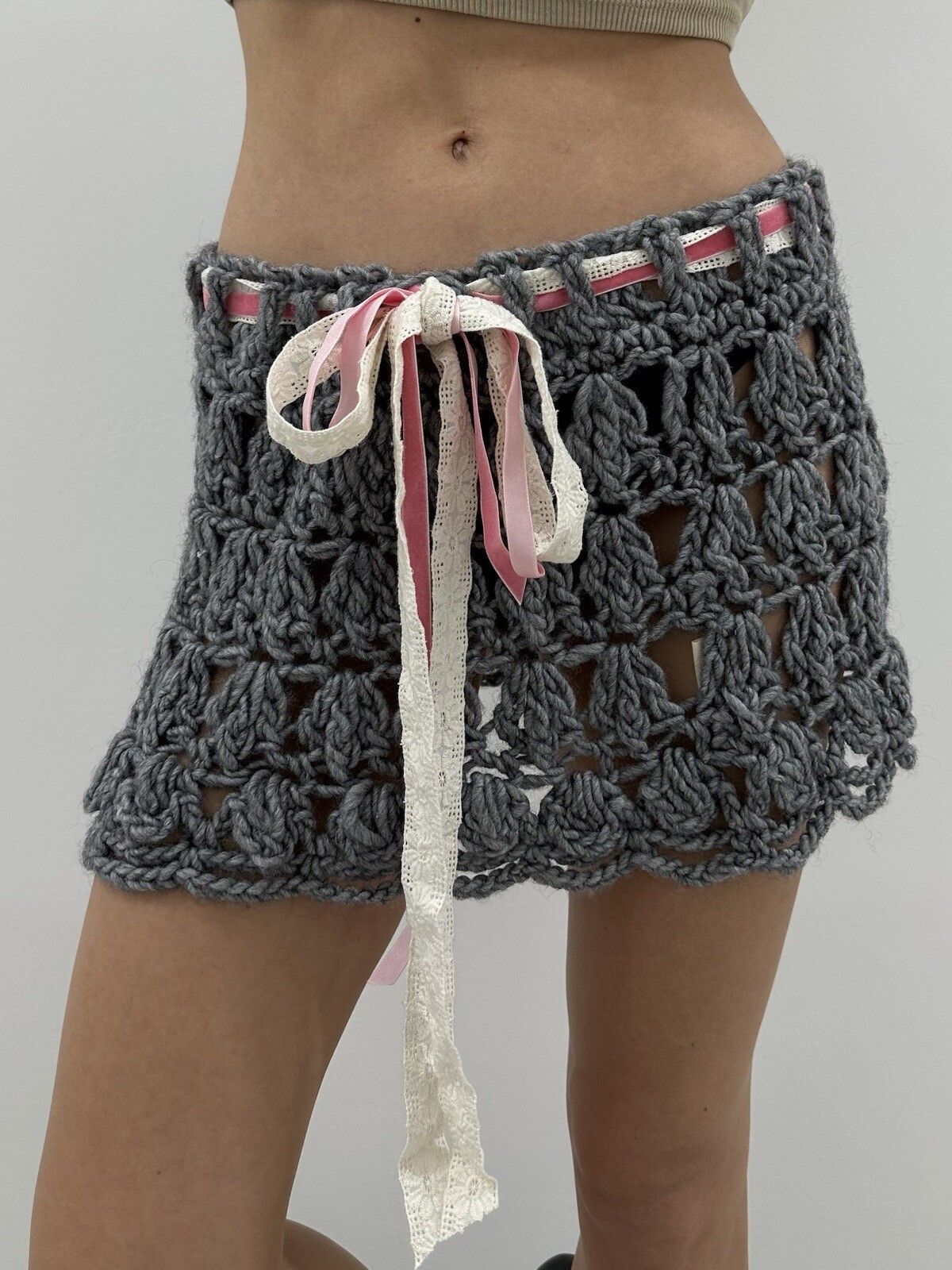 Free People Free People Crochet Mini Wool Brent Skirt Gray Coquette y2k Size 30" / US 8 / IT 44 - 8 Thumbnail