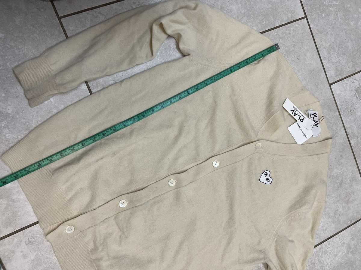 Comme des Garcons PLAY Comme des Garcons Play White Heart Cardigan Size US XXL / EU 58 / 5 - 4 Thumbnail