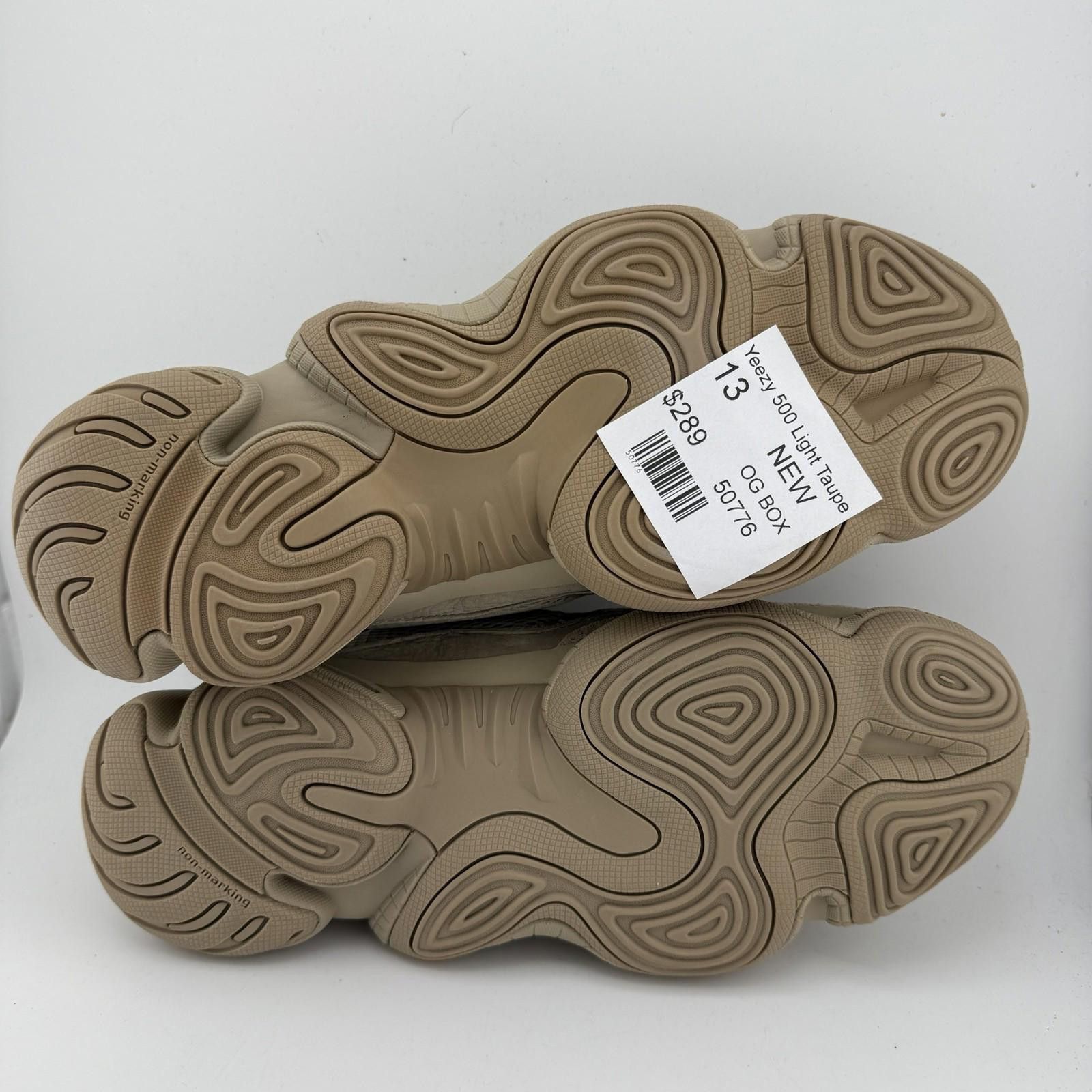 Adidas og Adidas Yeezy 500 Light Taupe US 13 New GX3605 Size US 13 / EU 46 - 6 Thumbnail