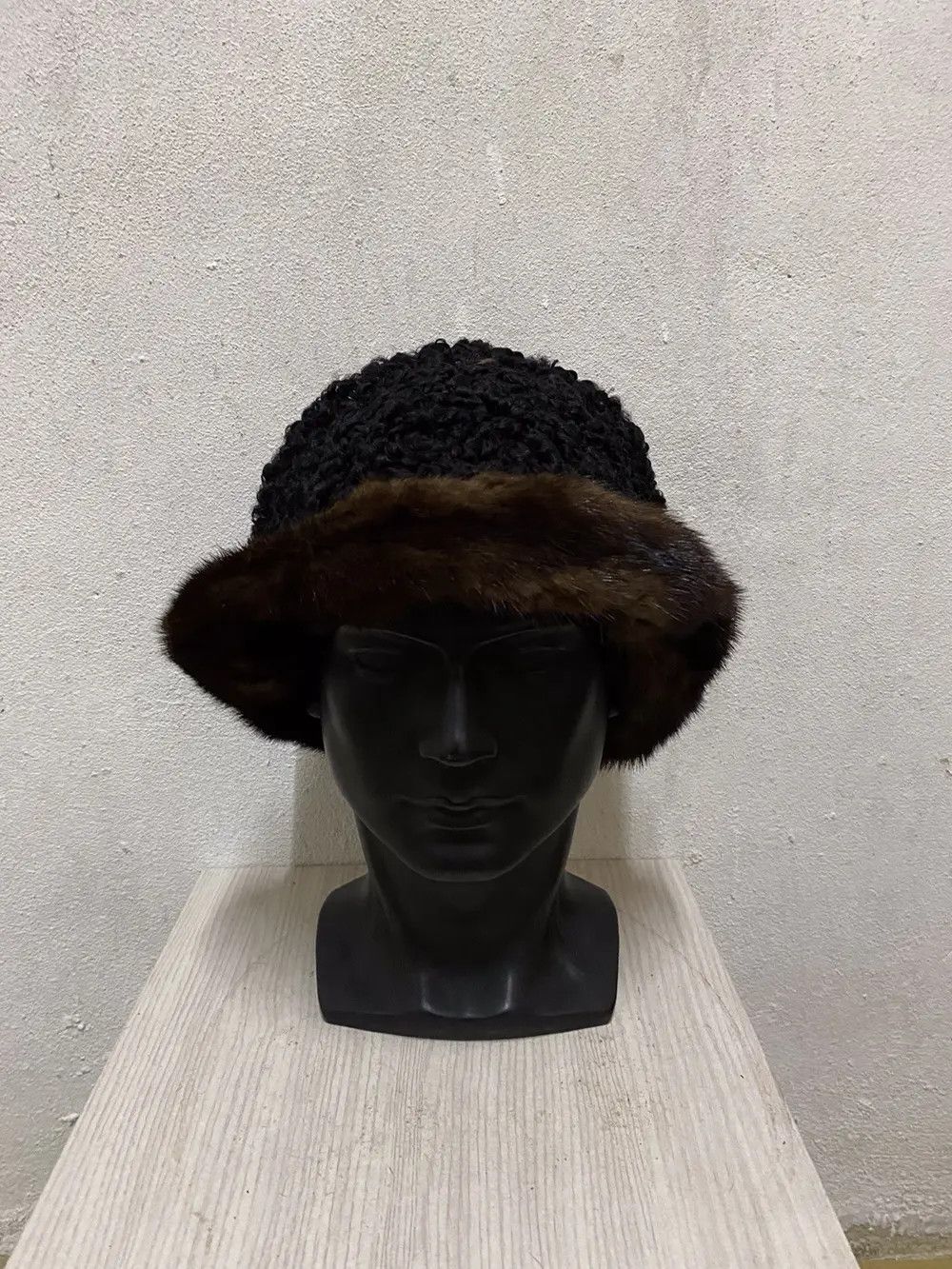 Japanese Brand Nice Crochet Fleece Japanese Brand Bucket Hat Size ONE SIZE - 3 Thumbnail