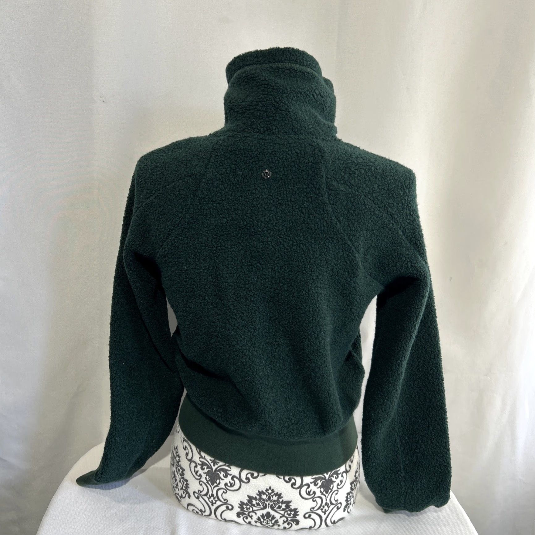 Lululemon Lululemon So Sherpa Crop Bomber Jacket Women Size 4 Green Full Zip Wool Blend, Cropped, Pockets, High Neck, Athleisure, 100% Polyester Lining Size S / US 4 / IT 40 - 4 Thumbnail