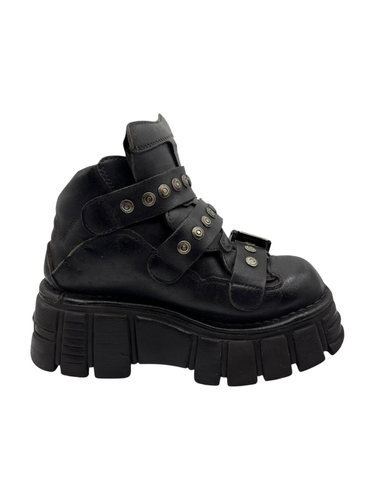 New Rock Vintage New Rock studded platform boots Size 36 Size US 6 / IT 36 - 6 Thumbnail