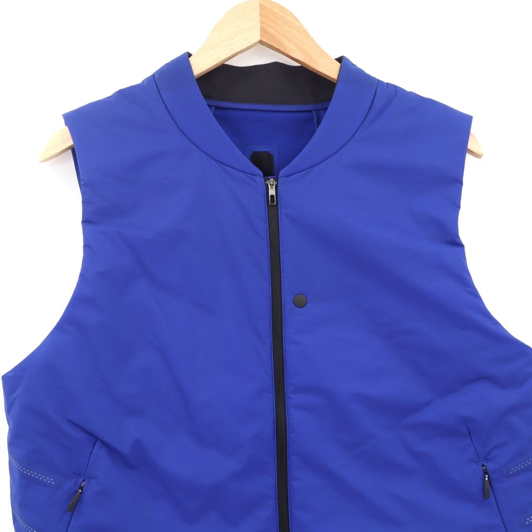 Lululemon Lululemon Men’s Surge Thermo Vest Primalosft Running Hero Blue L Short Zip Pockets Reflective Lightweight Thermal Windbreaker Vest Mens Size US L / EU 52-54 / 3 - 3 Thumbnail