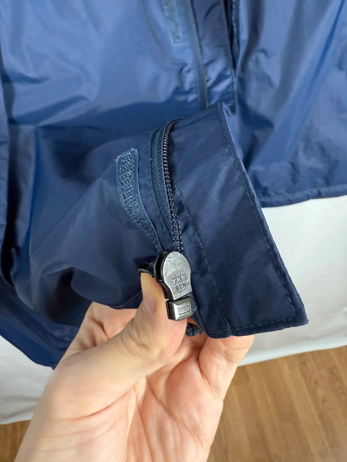 The North Face The North Face Dryvent Hooded Jacket Lightweight Men size M Size US M / EU 48-50 / 2 - 13 Thumbnail