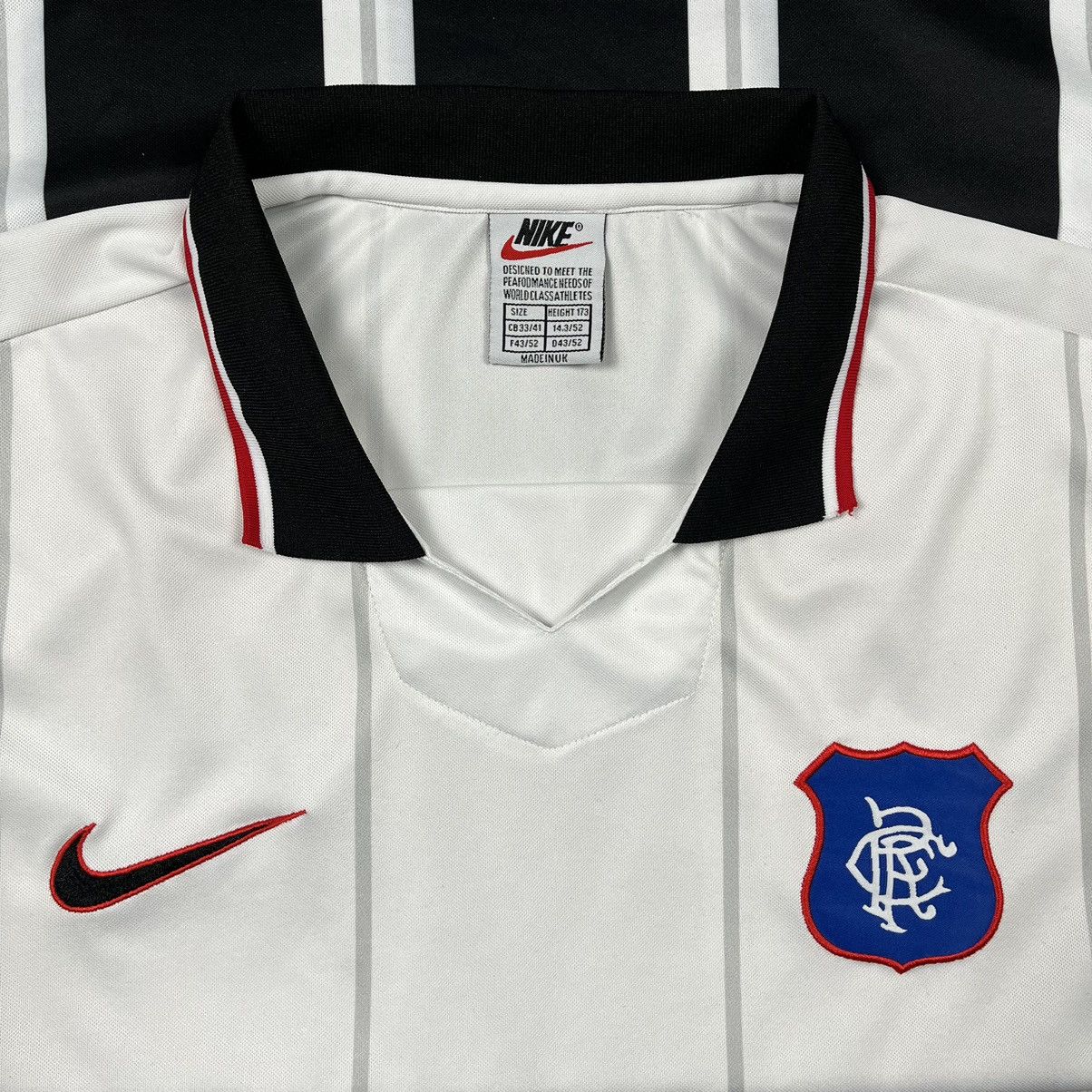 Nike Vintage Nike Glasgow Rangers bootleg soccer jersey tee 97/98 Size US M / EU 48-50 / 2 - 9 Thumbnail