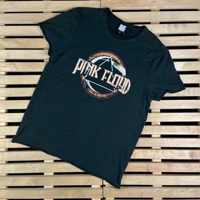 Band Tees × Pink Floyd × Vintage Mens Vintage T Shirt Pink Floyd Size L Size US L / EU 52-54 / 3 - 1 Thumbnail
