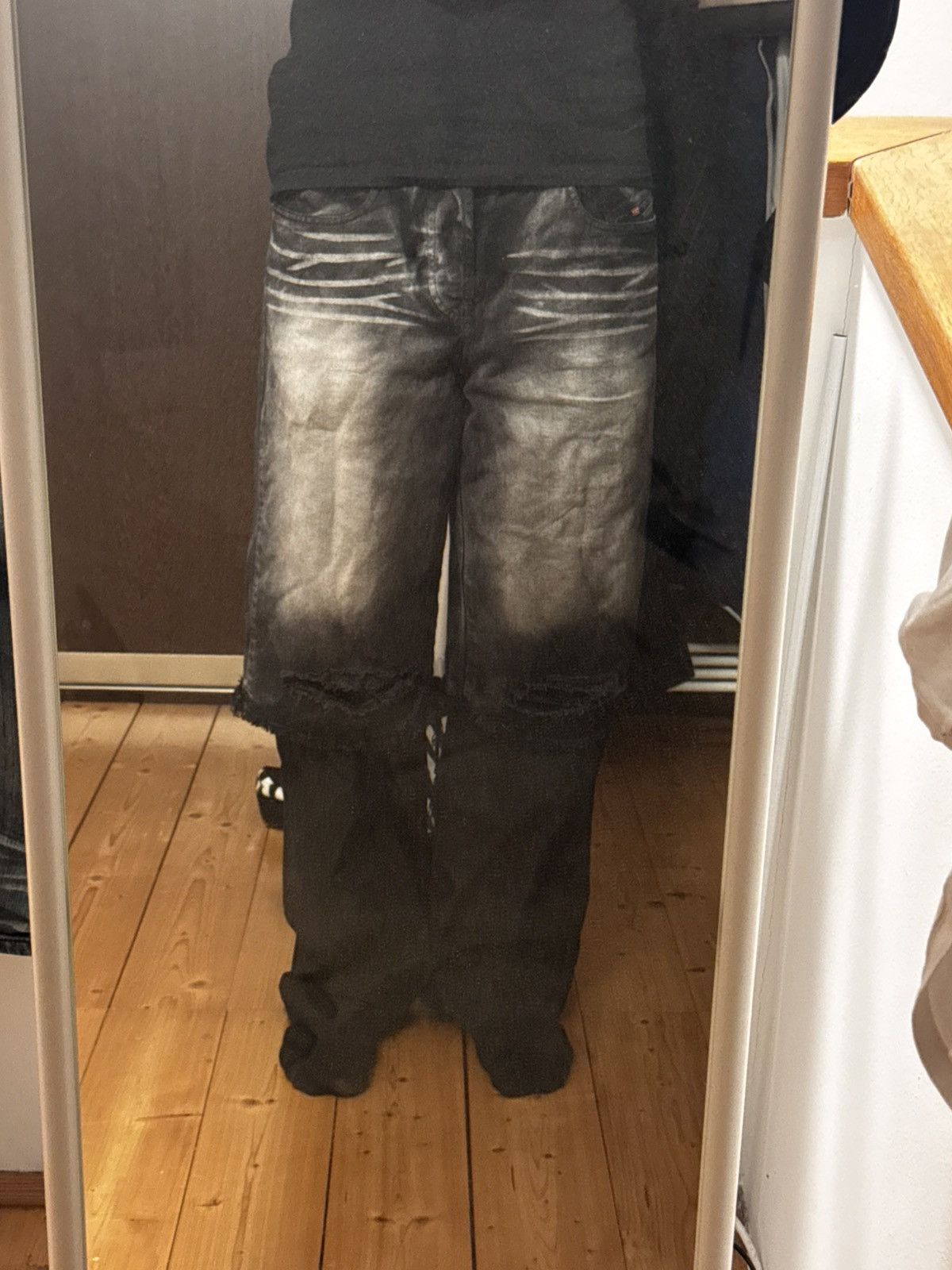 Diesel Distressed Diesel jeans Size US 36 / EU 52 - 3 Thumbnail