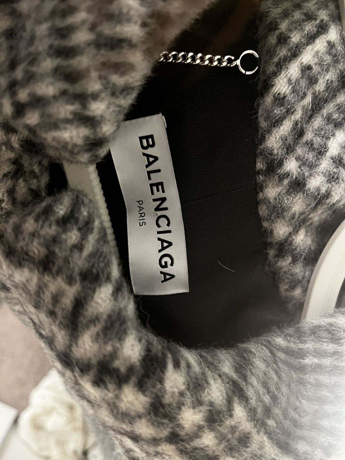 Balenciaga Balenciaga houndstooth oversized coat Size M / US 6-8 / IT 42-44 - 2 Thumbnail