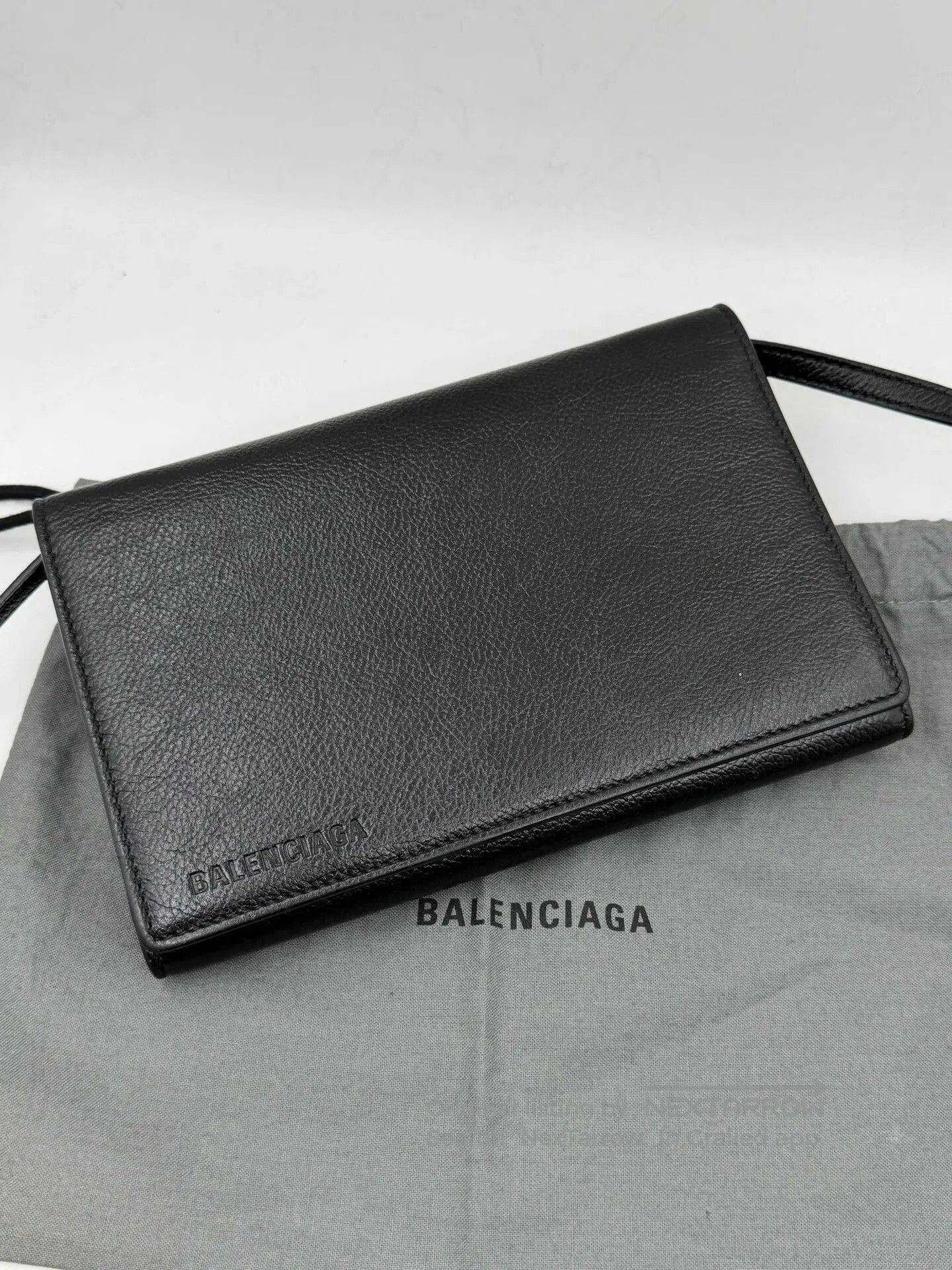 Balenciaga Balenciaga WOC Crossbody Bag. Size ONE SIZE - 1 Thumbnail