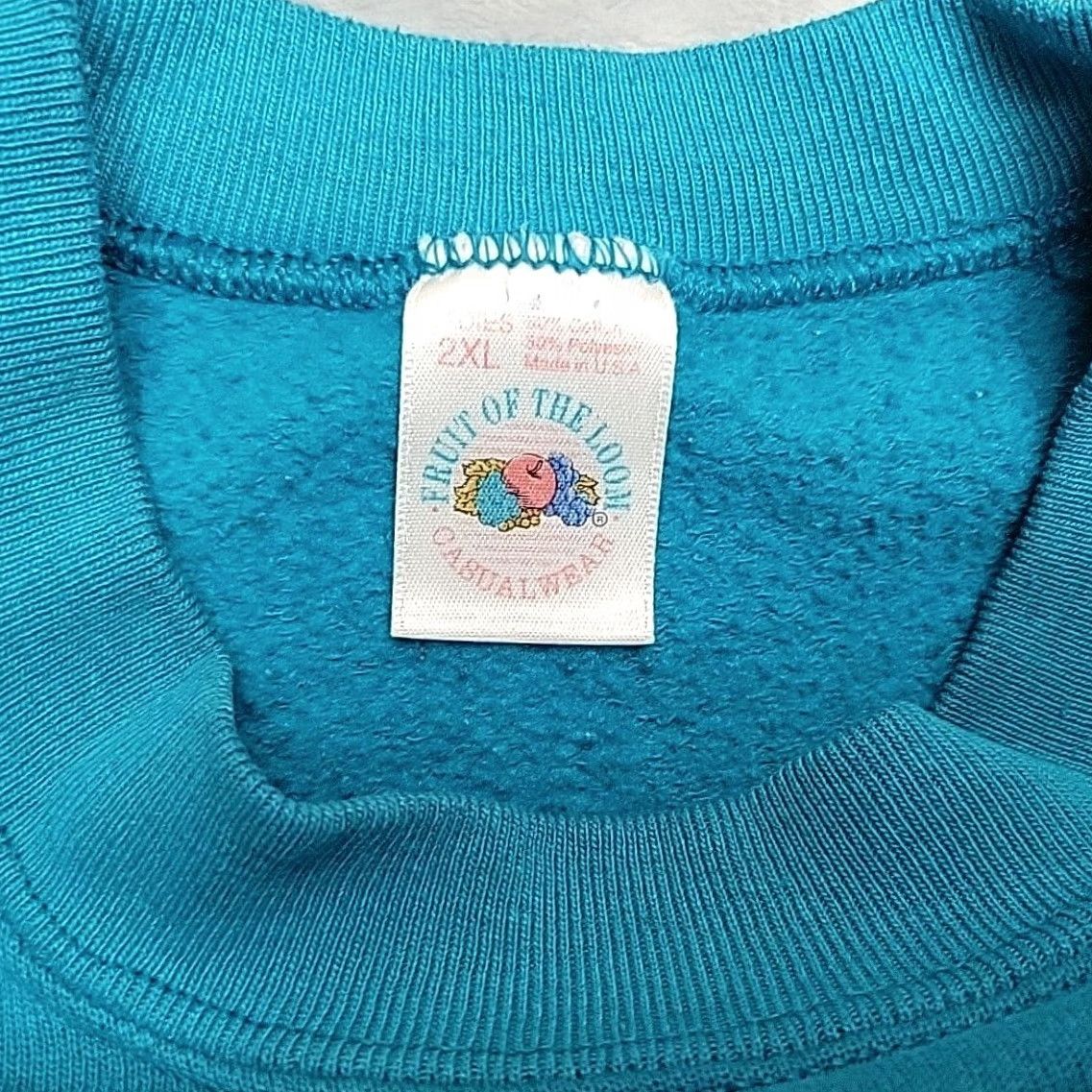 Fruit Of The Loom VINTAGE Fruit of the Loom Sweatshirt Raglan Womens 2XL Teal Crew Neck Fleece Cotton Polyester Pullover USA 80s 90s Womens Size XXL / US 16-18 / IT 52-54 - 5 Thumbnail