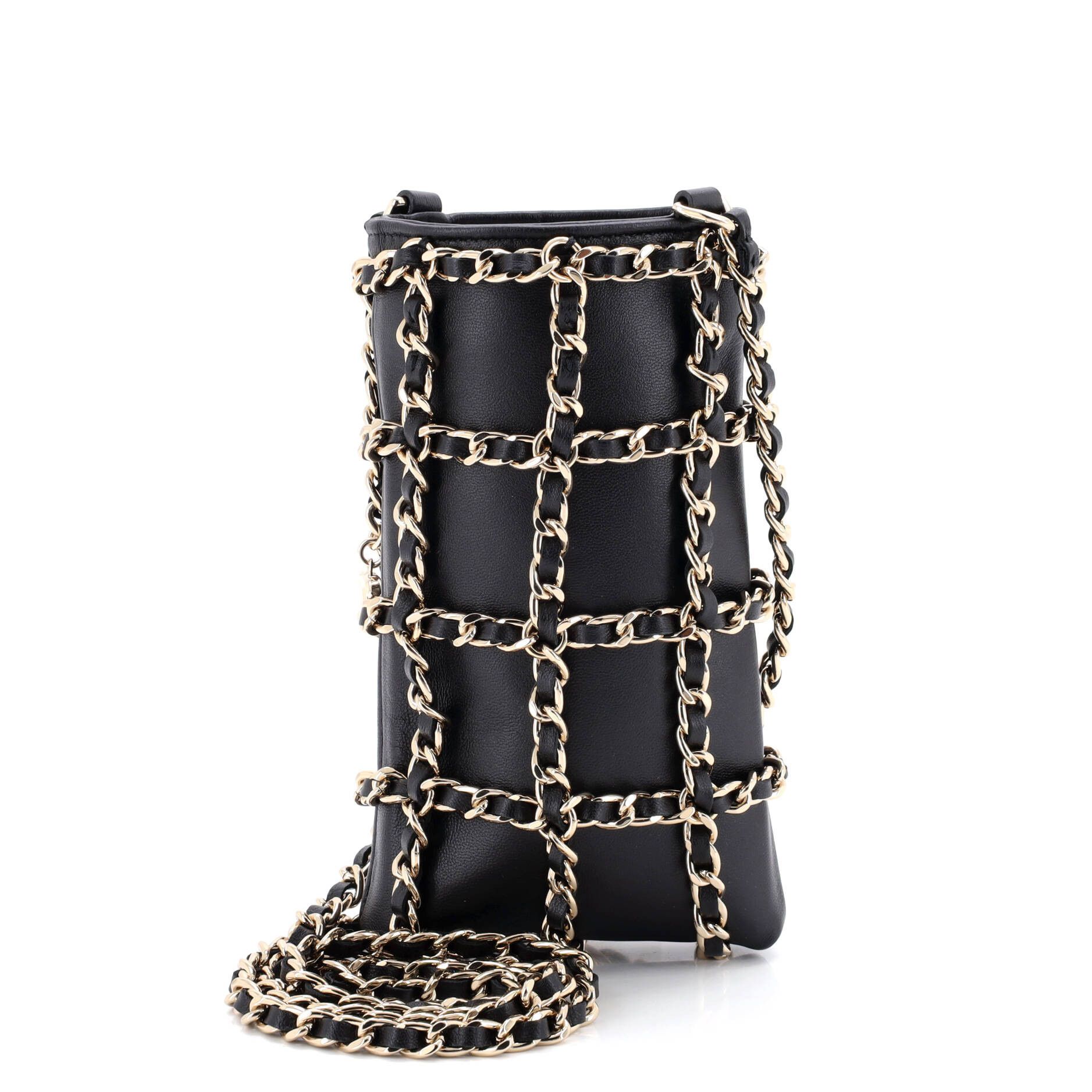 Chanel Tech Me Out Clutch With Chain Size ONE SIZE - 1 Thumbnail