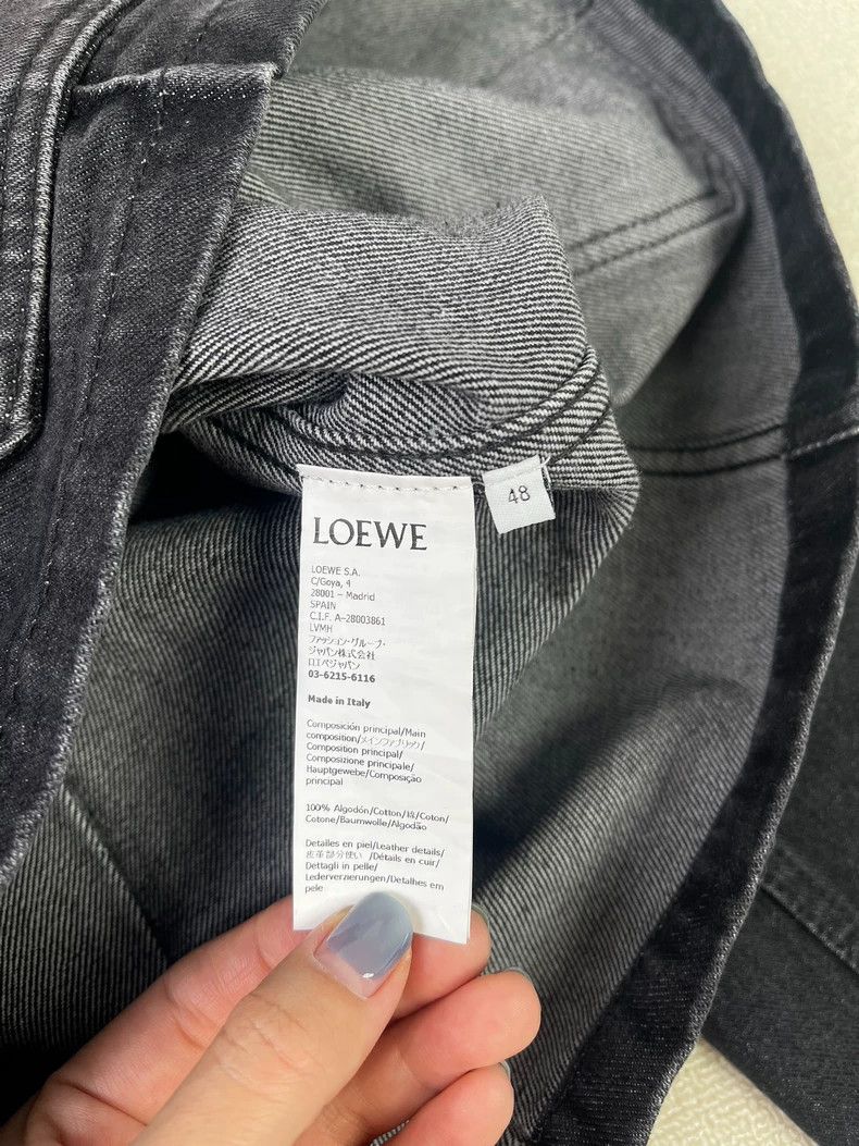 Loewe LOEWE Pure color Logo label single row button casual jacke Size US M / EU 48-50 / 2 - 5 Thumbnail