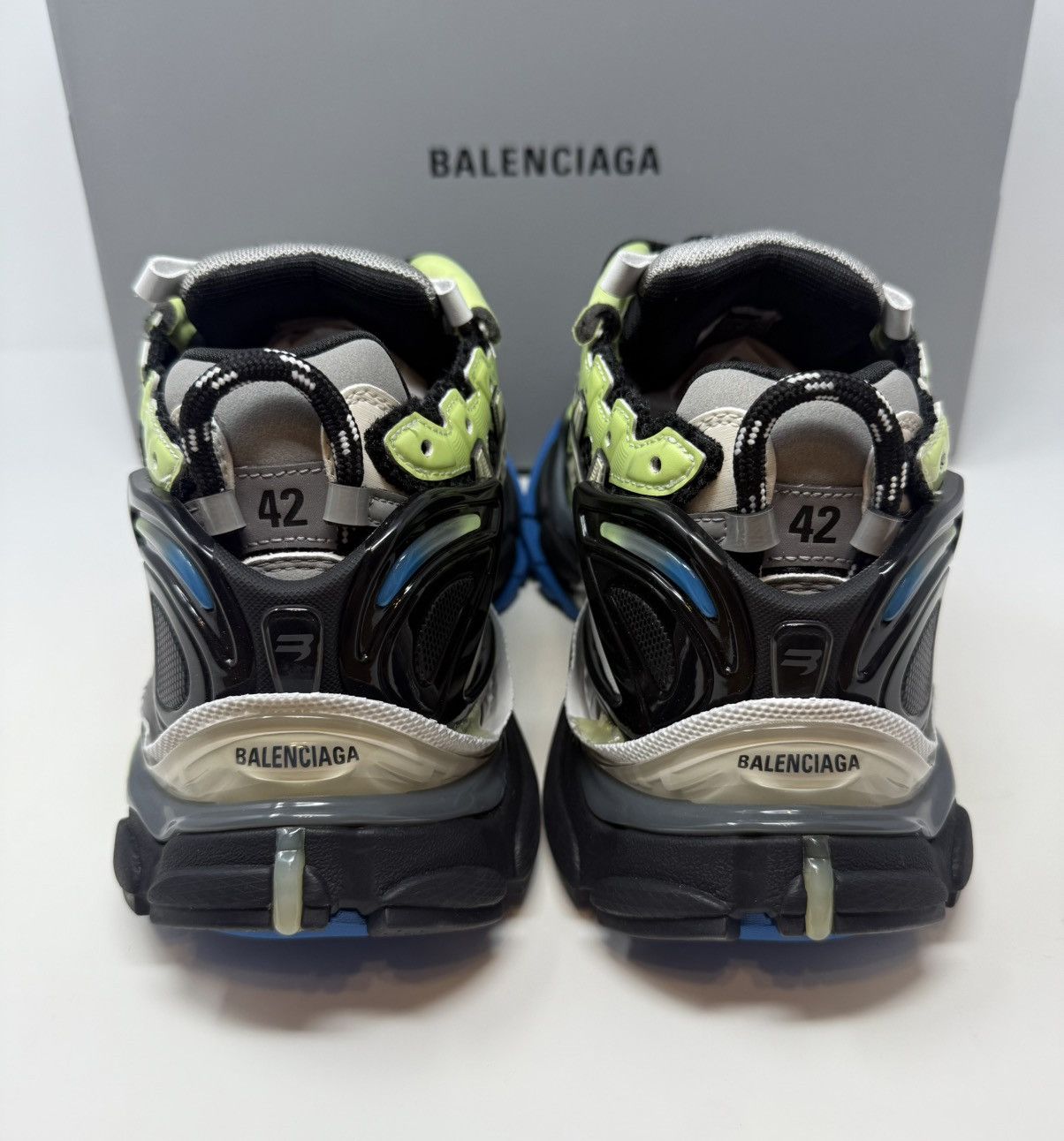 Balenciaga Balenciaga Runner Sneaker Green/Blue/Black Size US 9 / EU 42 - 5 Thumbnail