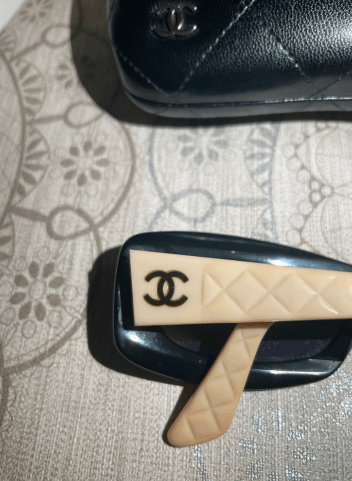 Chanel Chanel Sunglasses 5006 Rhinestone Logo Rimless Vintage Size ONE SIZE - 2 Thumbnail