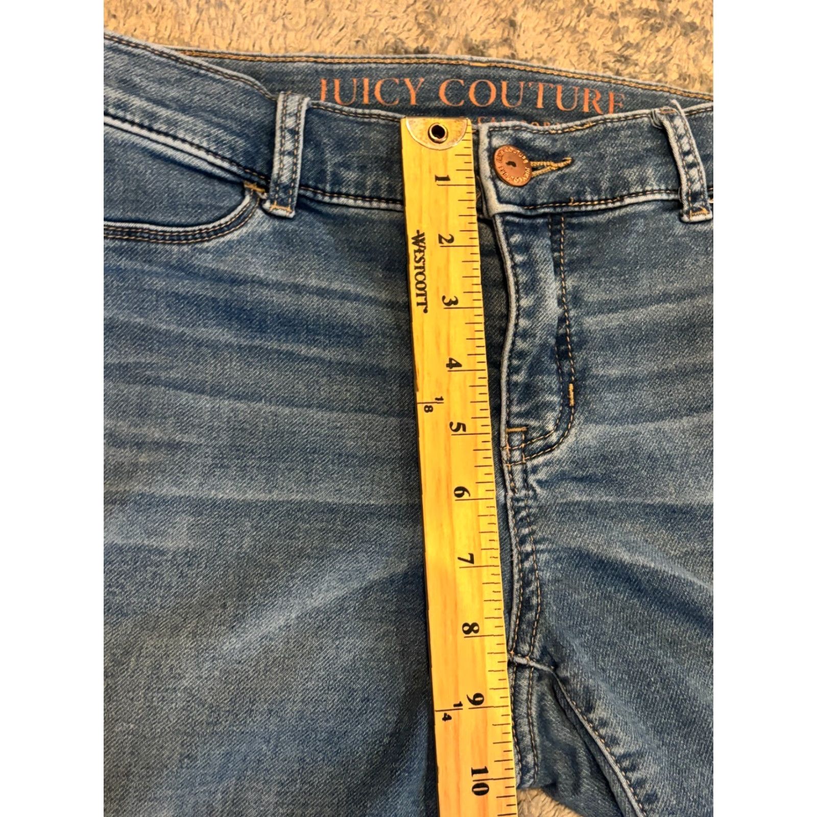 Juicy Couture Juicy Couture Jeans Womens 6 Light Wash Blue Denim Legging Jegging Stretch Jegging Denim Shirt? Size 28" / US 6 / IT 42 - 4 Thumbnail