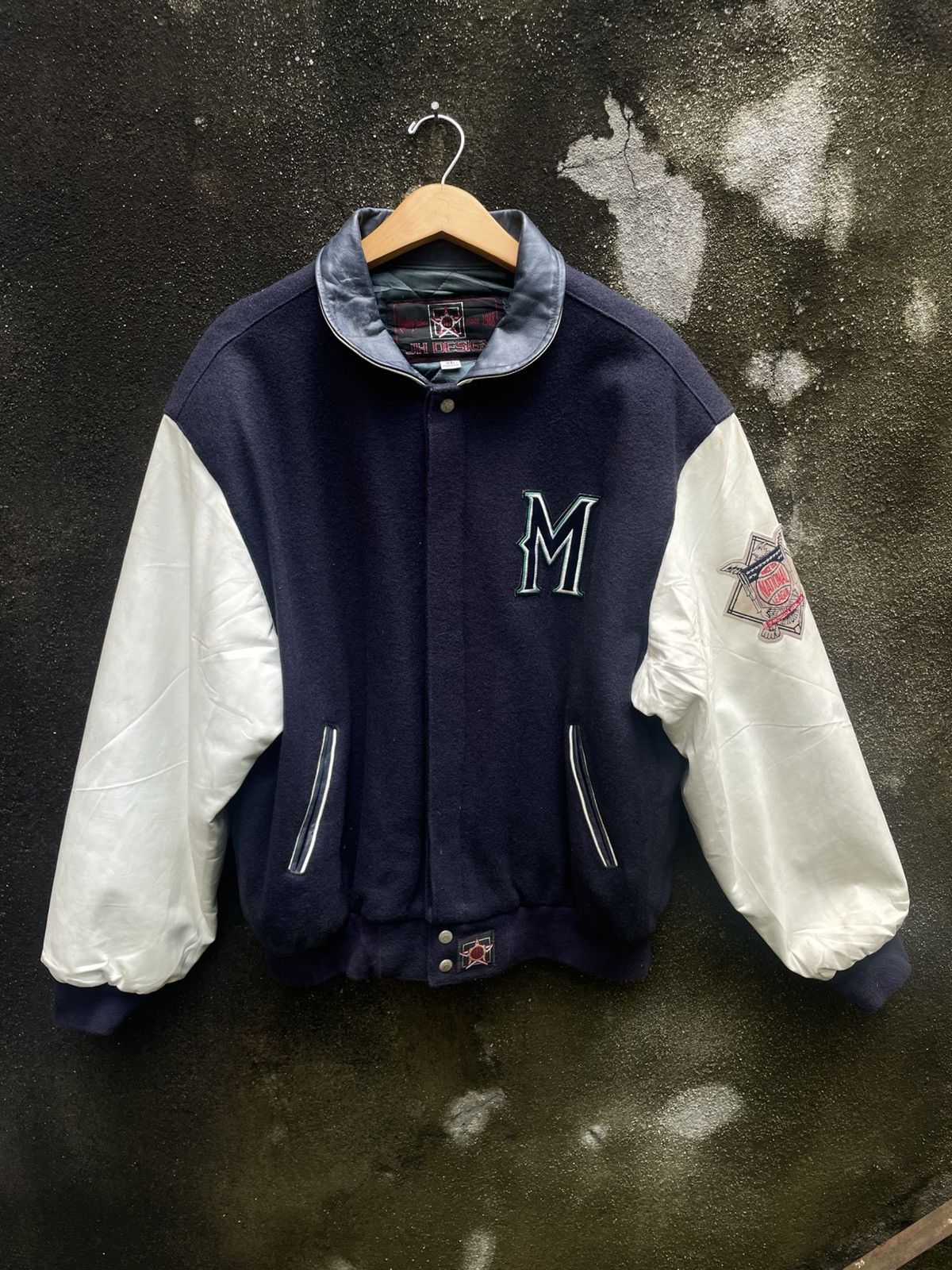 Jeff Hamilton Rare Jeff Hamilton Milwaukee Brewers Baseball Varsity Jacket Size US XL / EU 56 / 4 - 3 Thumbnail