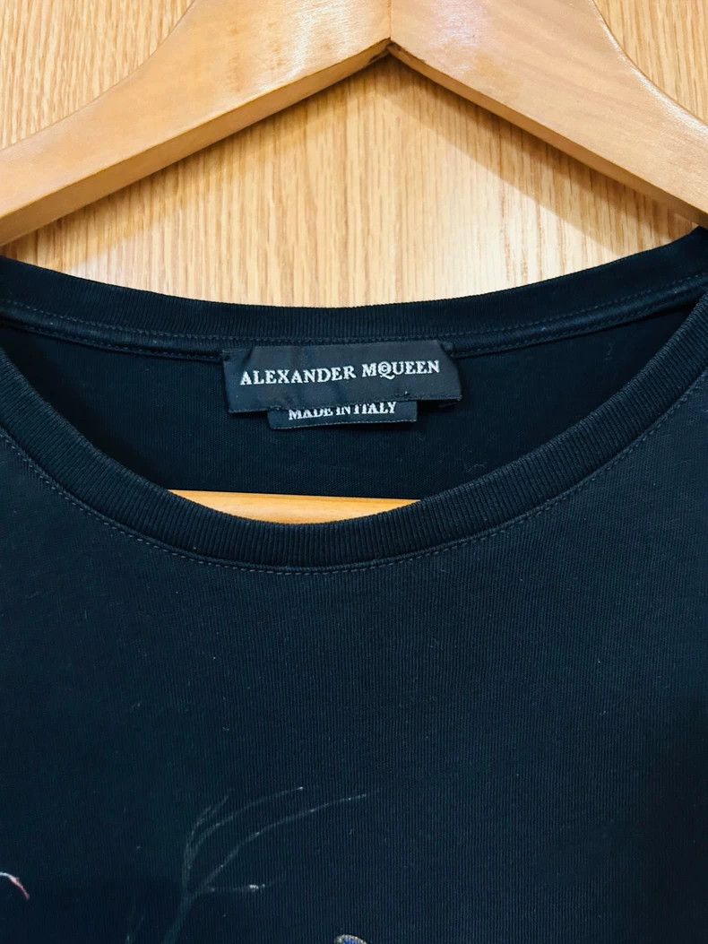 Alexander McQueen Alexander McQUEEN Embroidered T-shirt Nextarrow-2505 Size US L / EU 52-54 / 3 - 4 Thumbnail