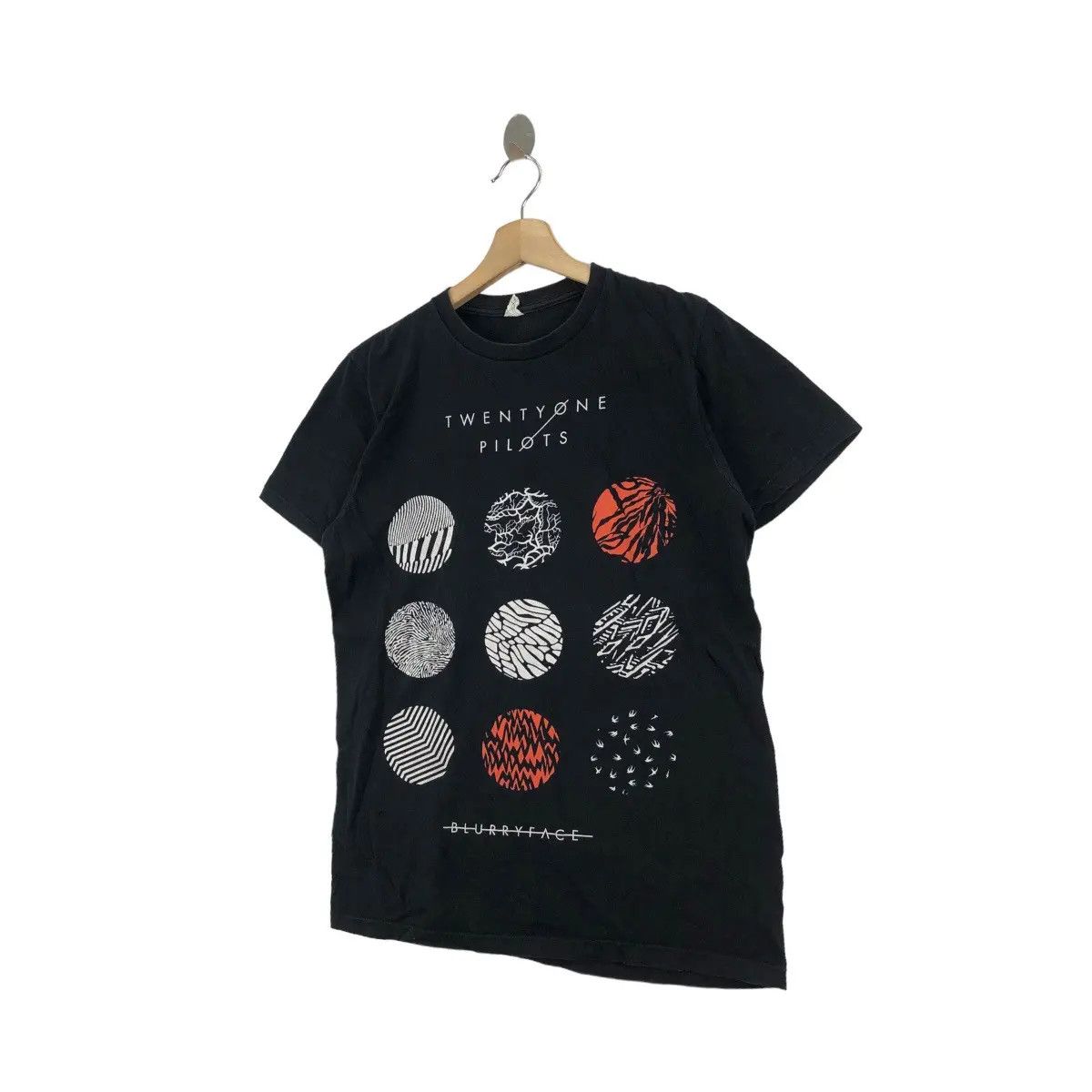 Vintage 2015 TWENTY ONE PILOTS Blurryface Album Alternative Tee Size M / US 6-8 / IT 42-44 - 4 Thumbnail
