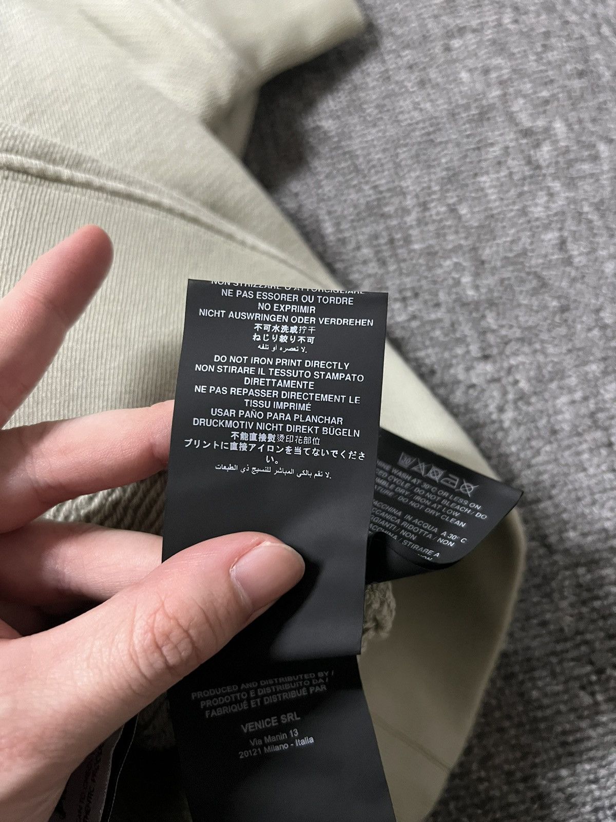 Palm Angels 「retail💲595」Brand new palm angels x smiley juggler crewneck Size US S / EU 44-46 / 1 - 15 Thumbnail