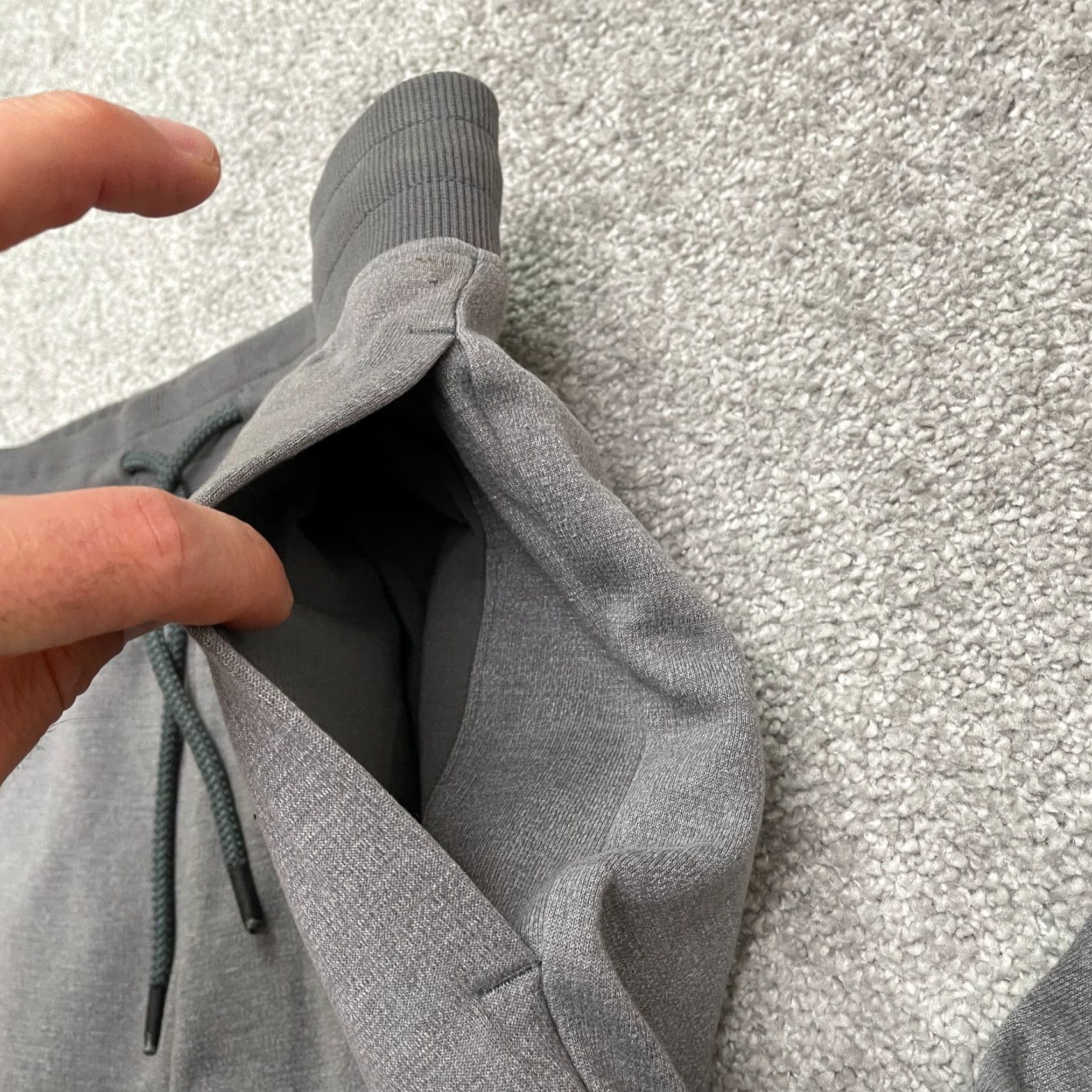 Under Armour Under Armour Pants Mens SM Gray Athletic Jogger Tapered Leg Drawstring Regular Fit Size US 29 - 4 Thumbnail