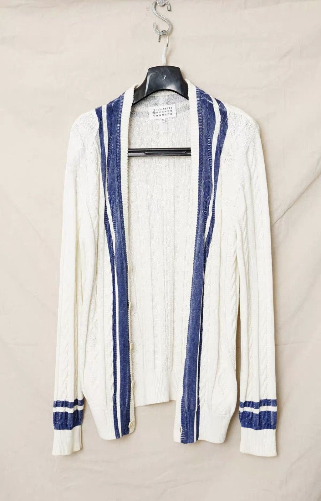 Maison Margiela Maison Margiela White & Blue Striped Cardigan Size US S / EU 44-46 / 1 - 4 Thumbnail
