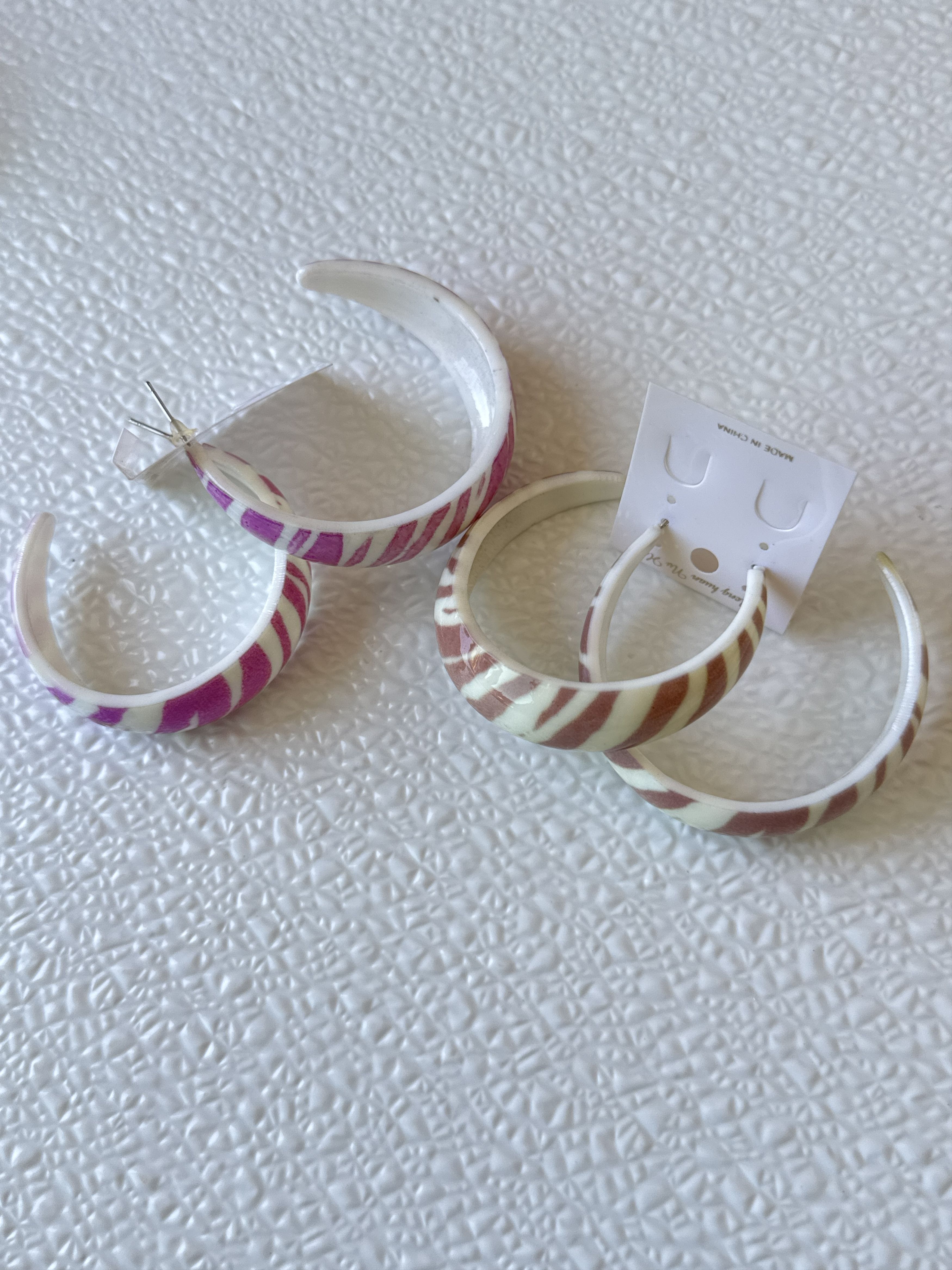 Other Pink White Striped Chunky Hoop Earrings Size ONE SIZE - 6 Thumbnail