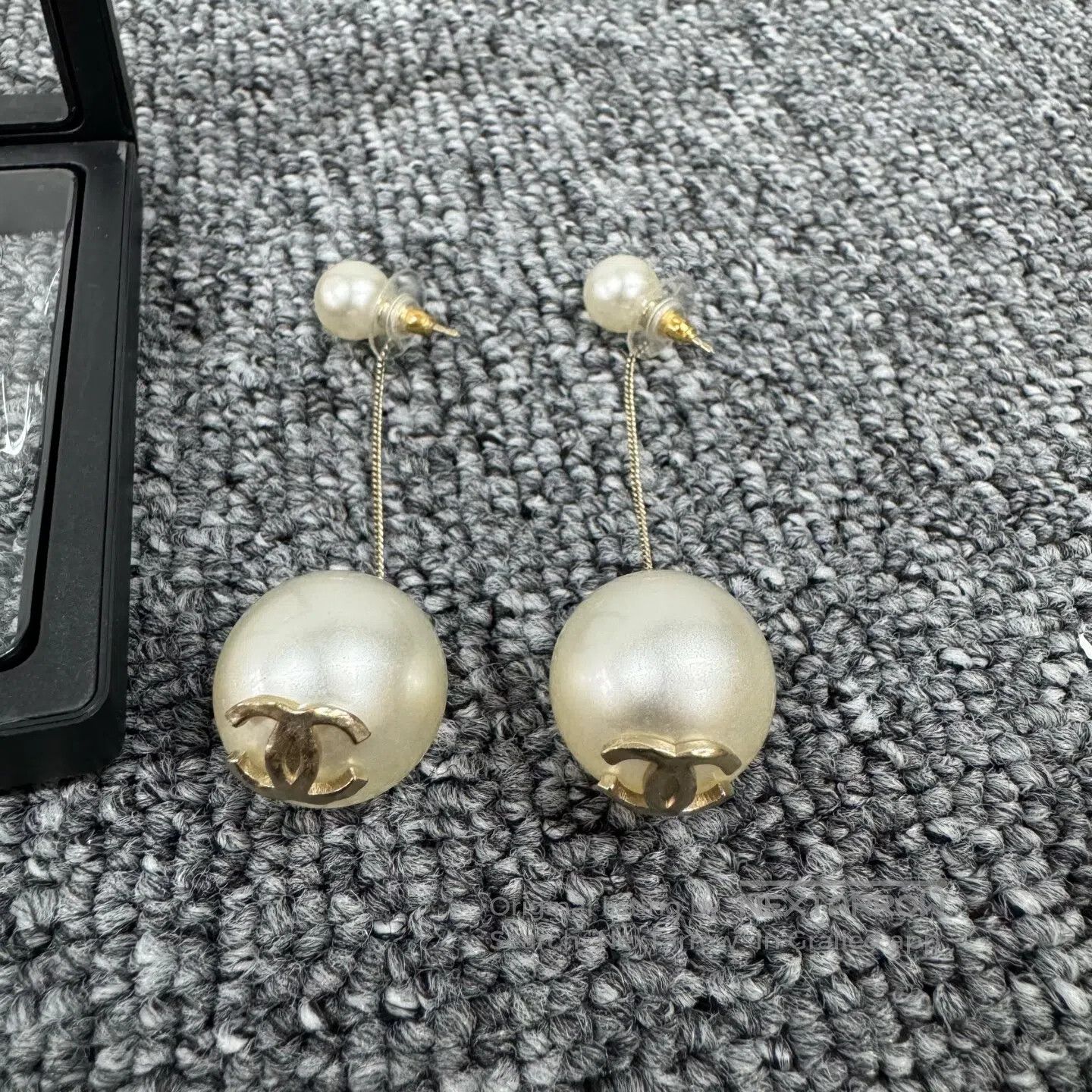 Chanel Chanel Double-C Earring Strands with Large and Small Pearl Size ONE SIZE - 1 Thumbnail