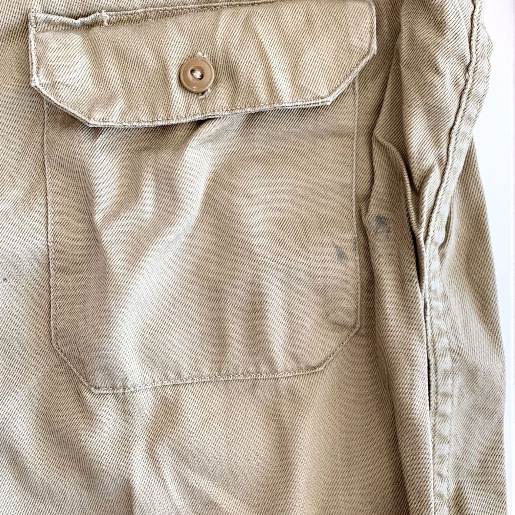 Levi's VINTAGE Levi's Button-Up Shirt Twill Long Sleeve Mens Tan Brown S Regular Twill Button-Front Collar-Down Vintage Levi's Shirt Mens Size US S / EU 44-46 / 1 - 3 Thumbnail
