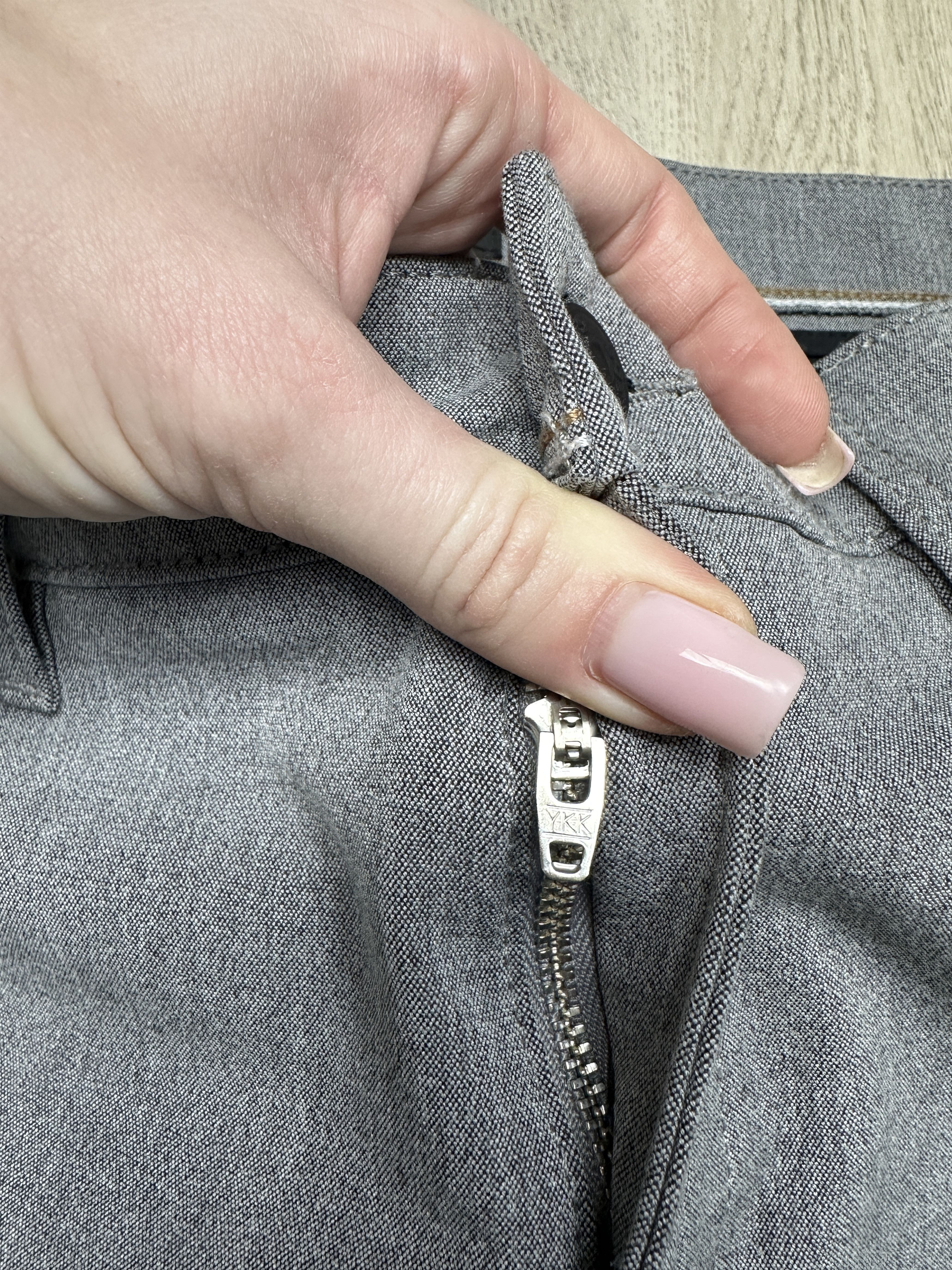 Hugo Boss Hugo Boss Mens Delaware Chino Pants Size US 34 / EU 50 - 4 Thumbnail