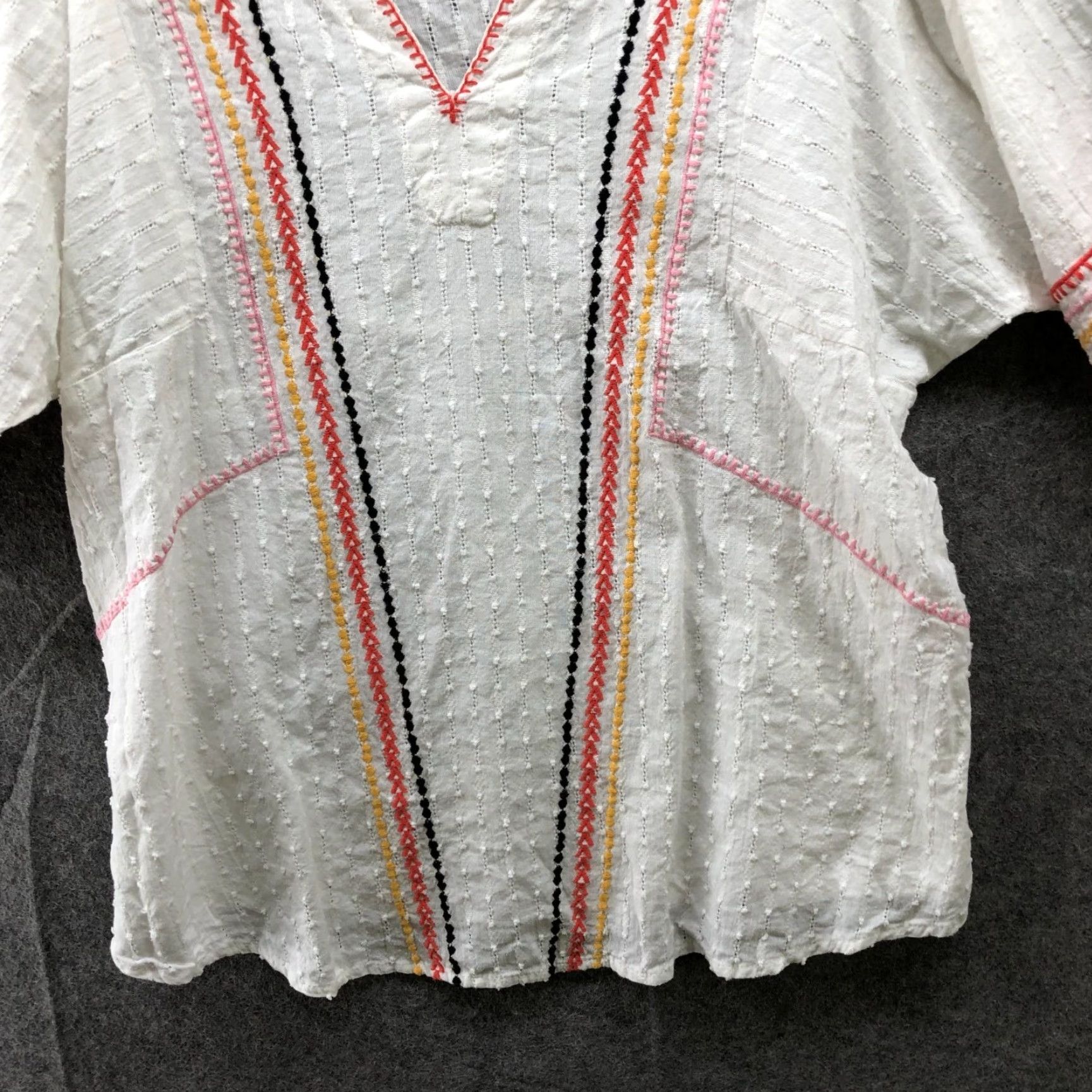 Vintage VINTAGE ACOS&A Women’s Cotton Embroidered Boho Blouse S Ivory V-Neck Short Sleeve Pullover Summer Beach Festival Size S / US 4 / IT 40 - 4 Thumbnail