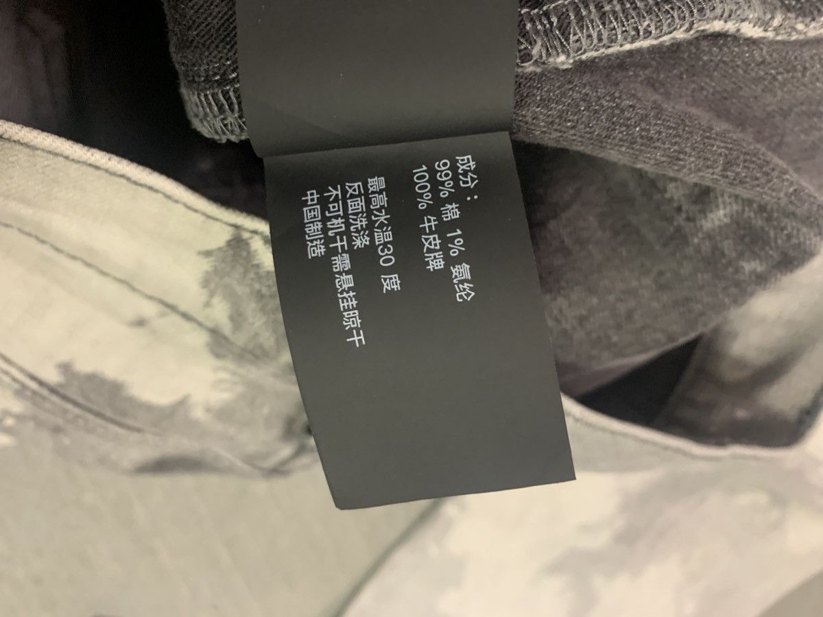 Purple Brand Purple Brand two toned grey black denim jeans Size US 34 / EU 50 - 14 Thumbnail