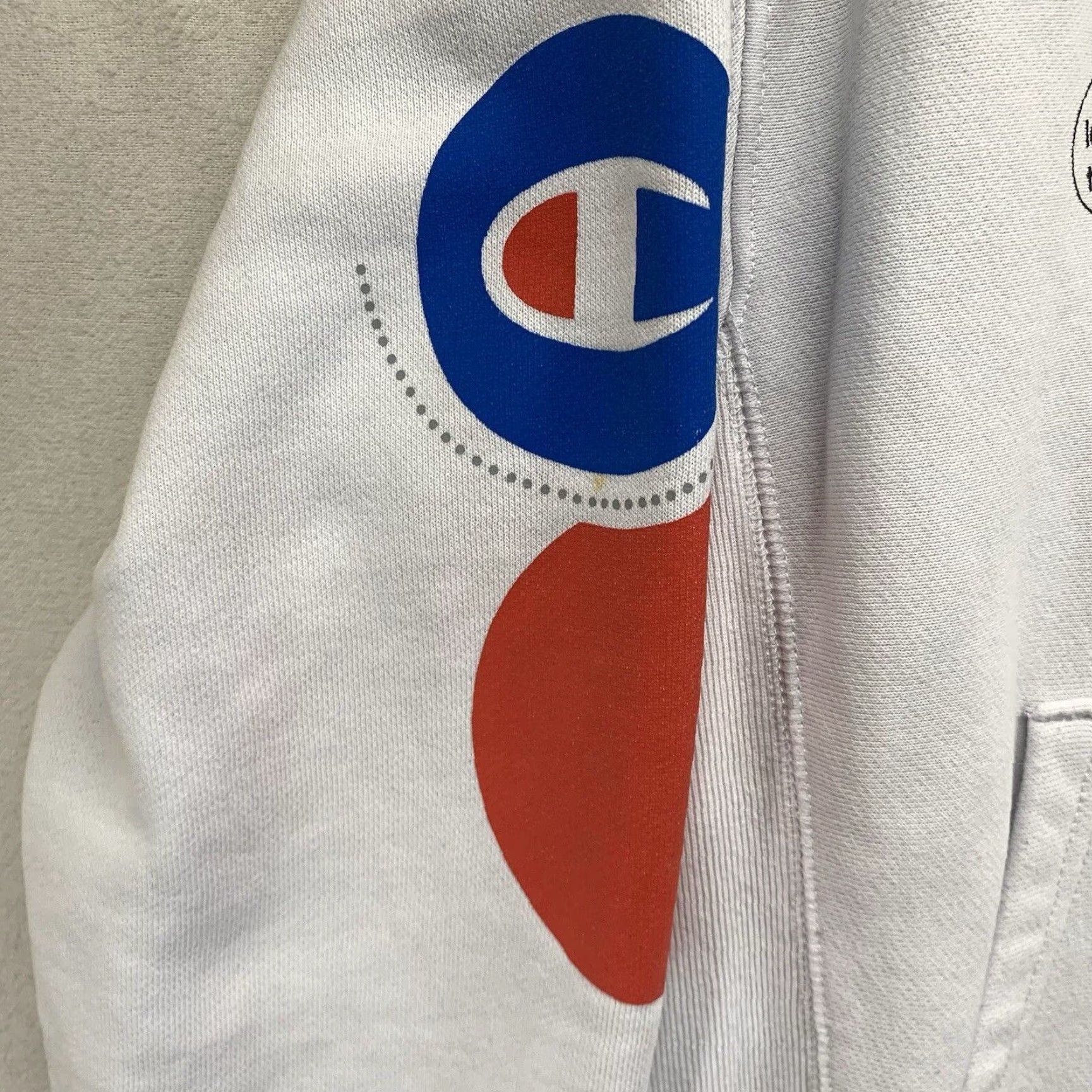 Champion VINTAGE? (No - it's not vintage) Champion Reverse Weave Hoodie Pullover Unisex Adults S White Graphic Print 90s Hip Hop Reversible Heavyweight Size US S / EU 44-46 / 1 - 7 Thumbnail