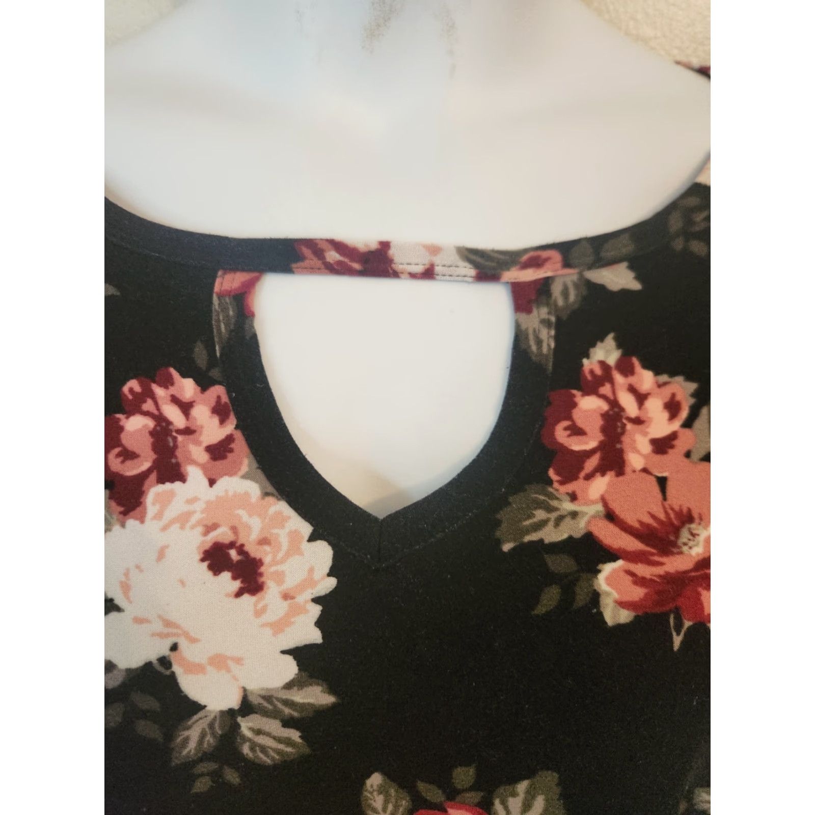 Vintage Bobbie Brooks Black Floral Print Keyhole Trim Casual Top Shirt 3X Plus Size XXL / US 16-18 / IT 52-54 - 3 Thumbnail