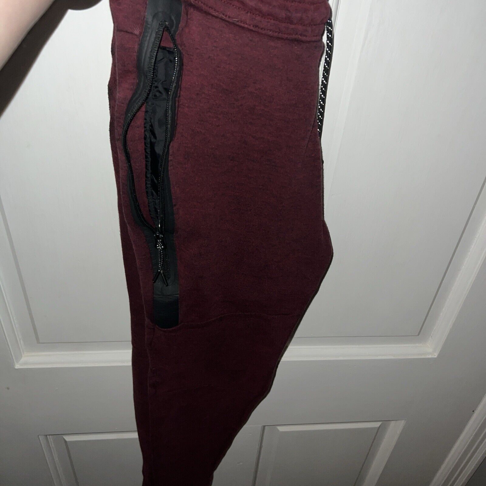 Nike Nike Sportswear Tech Fleece Men’s Size S Red/Black Joggers Size US 28 / EU 44 - 2 Thumbnail