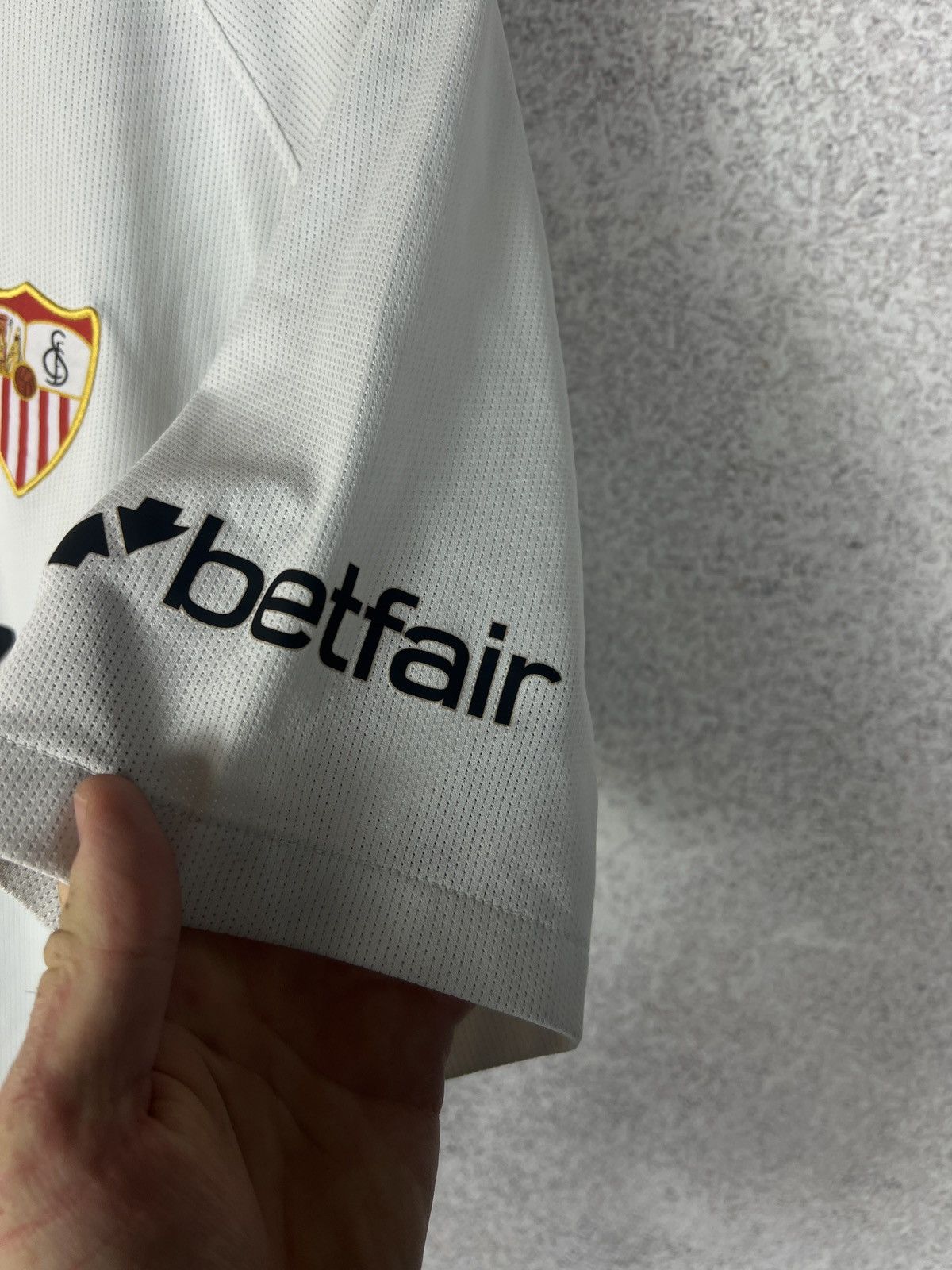 Nike Nike FC Sevilla 2019 2020 Home Jersey Football Shirt Size US XL / EU 56 / 4 - 5 Thumbnail