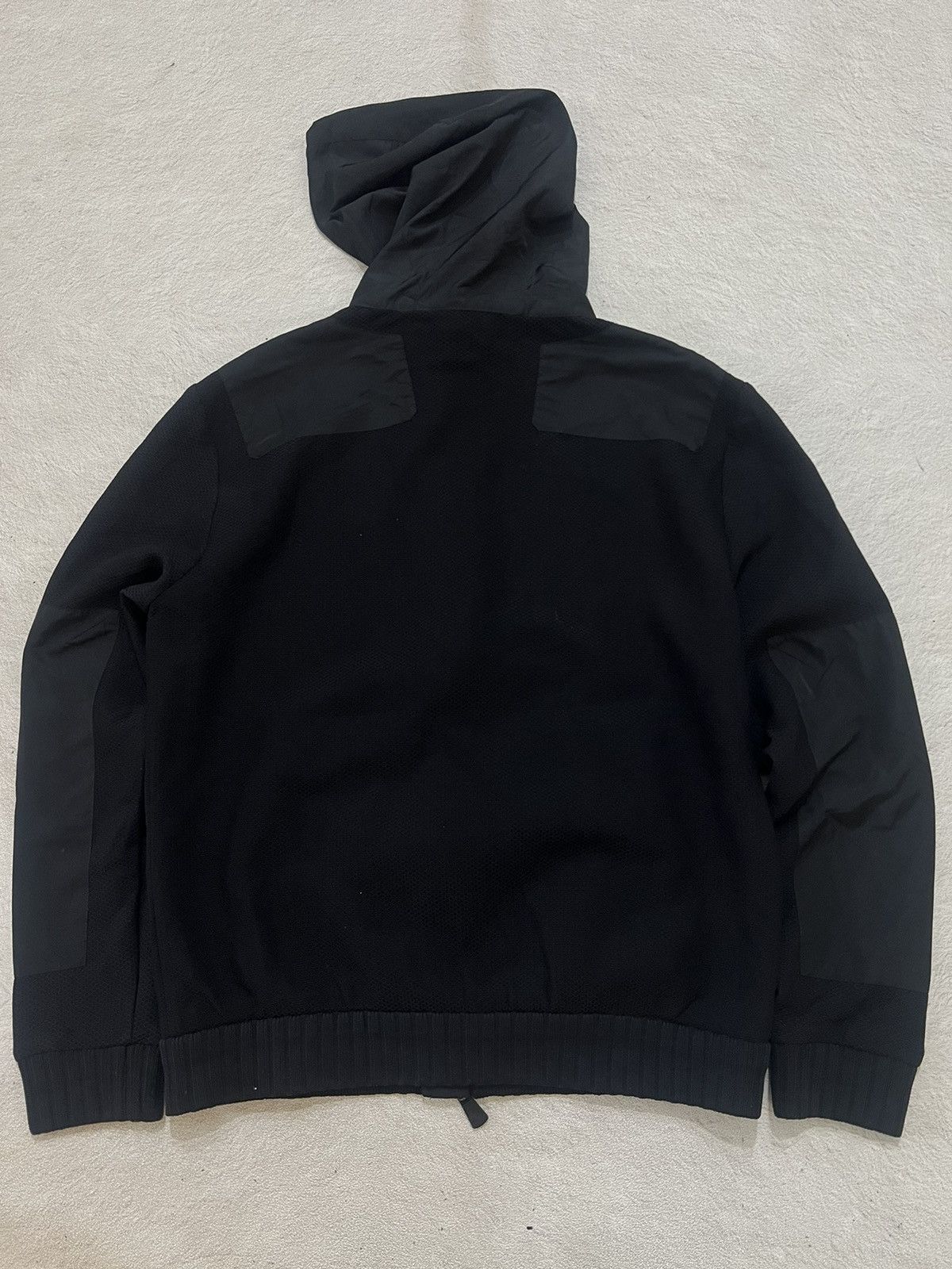 Moncler 2000s Moncler Grenoble Hybrid Panel Zip Hoddie y2k Lgb Ifsix Size US L / EU 52-54 / 3 - 2 Thumbnail