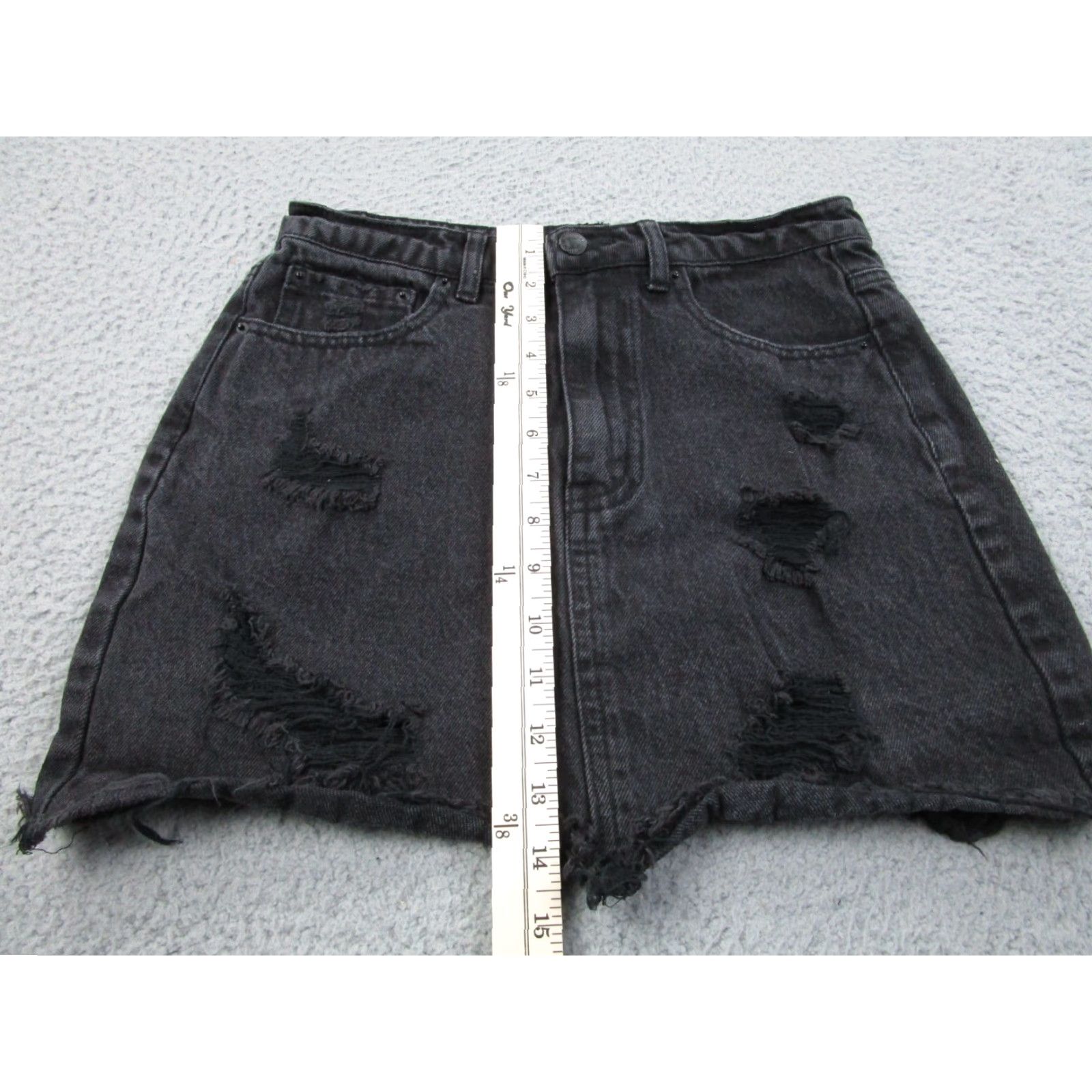 Forever 21 FOREVER 21 Gothic Mini Skirt Womens M Black Denim Short Skirt Gothic Theme Vintage Wash Fringe Casual Party/Cocktail Womens M Black Size 32" / US 10 / IT 46 - 7 Thumbnail