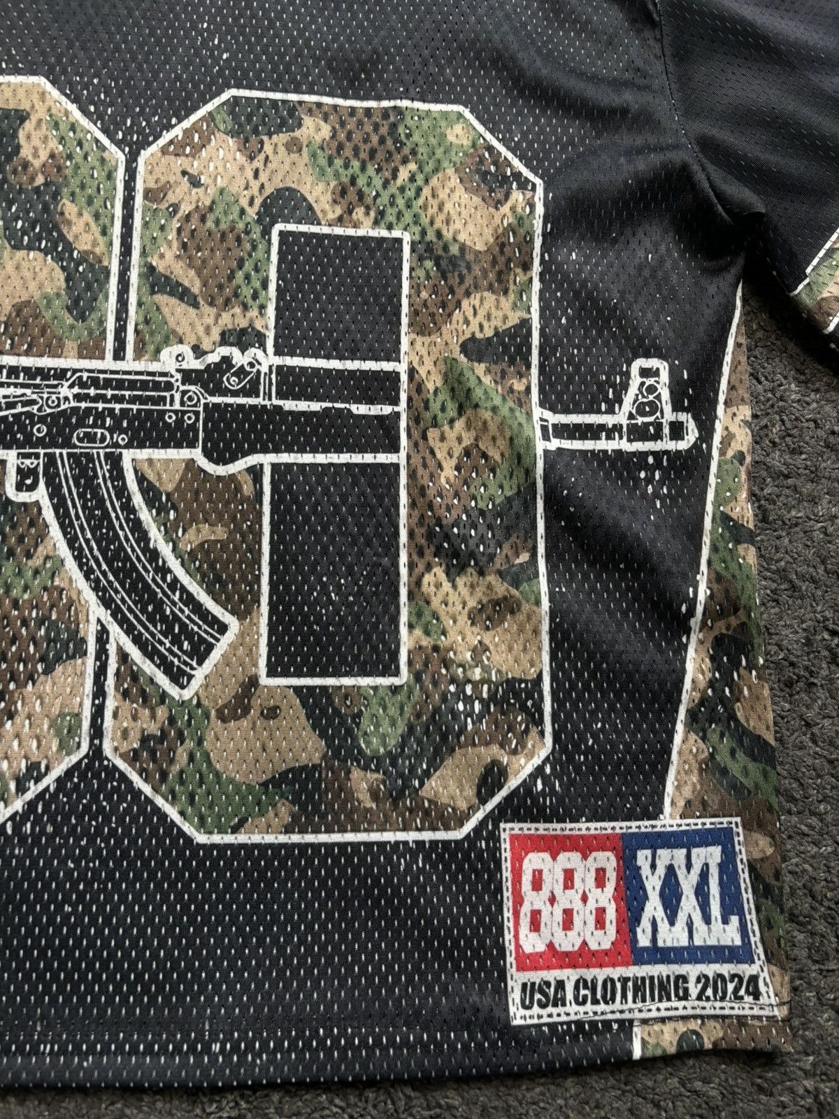 Japanese Brand Vintage style very rare AK-47 military camo 00 black jersey Size US L / EU 52-54 / 3 - 7 Thumbnail