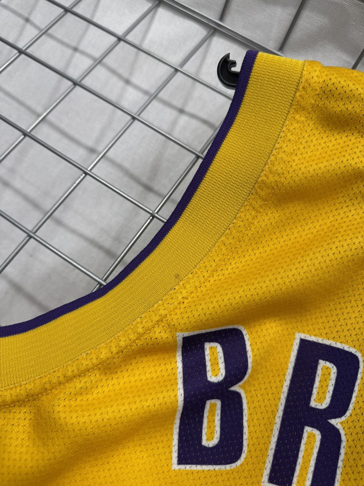 NBA Vintage Los Angeles Lakers #8 Kobe Bryant Jersey NBA Legend Size US M / EU 48-50 / 2 - 19 Thumbnail