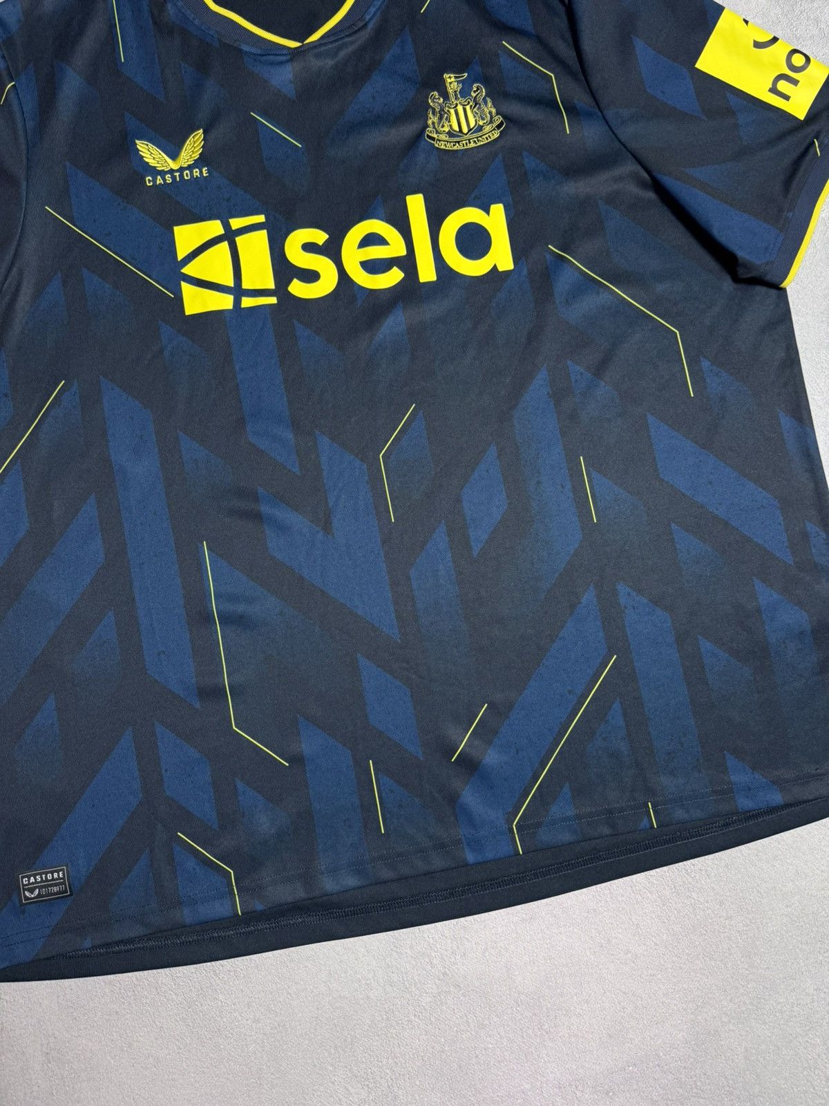 Castore Newcastle United 2023 2024 Third Shirt Soccer Jersey Castore Size US XXL / EU 58 / 5 - 4 Thumbnail