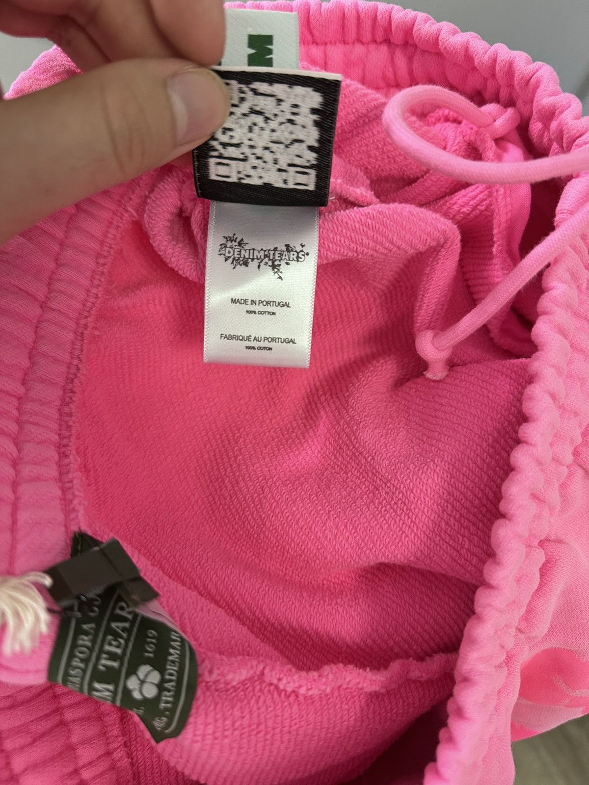DENIM TEARS Mono Cotton Wreath Sweat Shorts Pink (M) Size US 32 / EU 48 - 6 Thumbnail