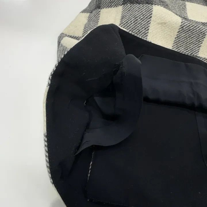 Balenciaga Balenciaga Balenciaga Stylish Plaid Casual Skirt -2507 Size US 34 / EU 50 - 7 Thumbnail