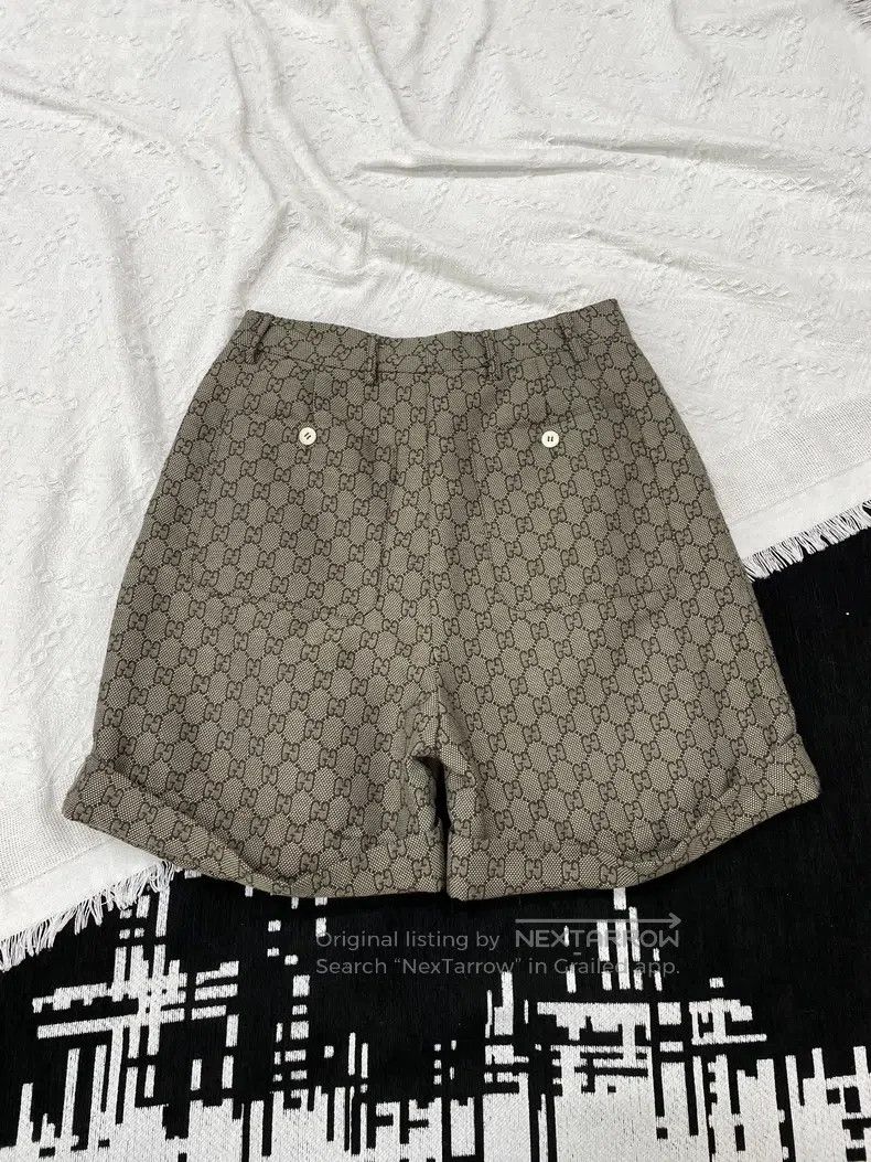 Gucci Gucci SizeL Old flower full logo shorts Size 26" / US 2 / IT 38 - 4 Thumbnail
