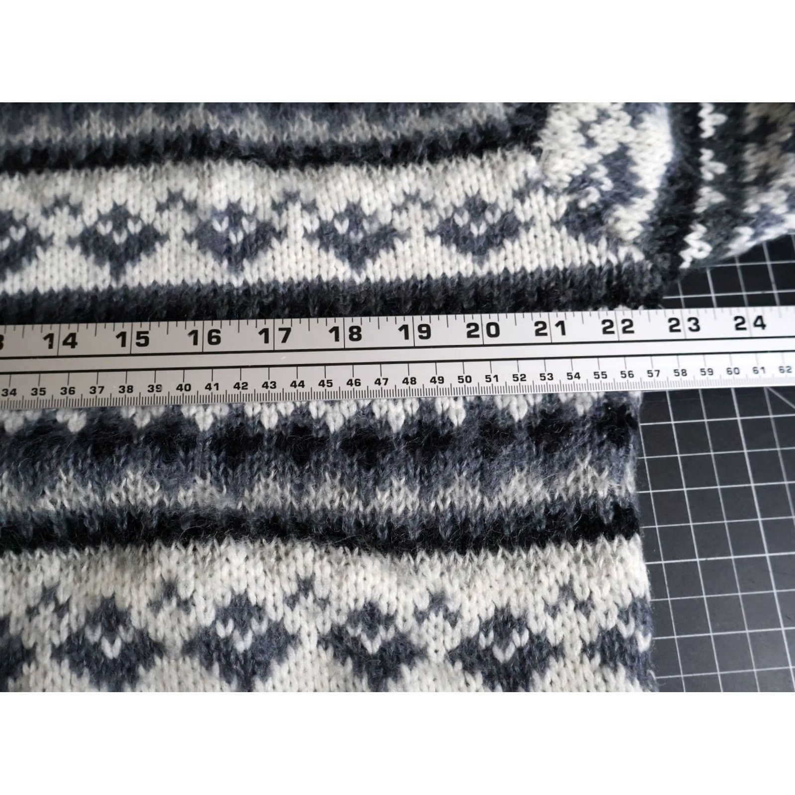 Vintage VINTAGE Le Moda Mohair Wool Blend Sweater Women's XL Ivory Fair Isle Chunky-Knit Pullover Crew Neck Long Sleeve Casual Retro 90s Womens Size XL / US 12-14 / IT 48-50 - 5 Thumbnail