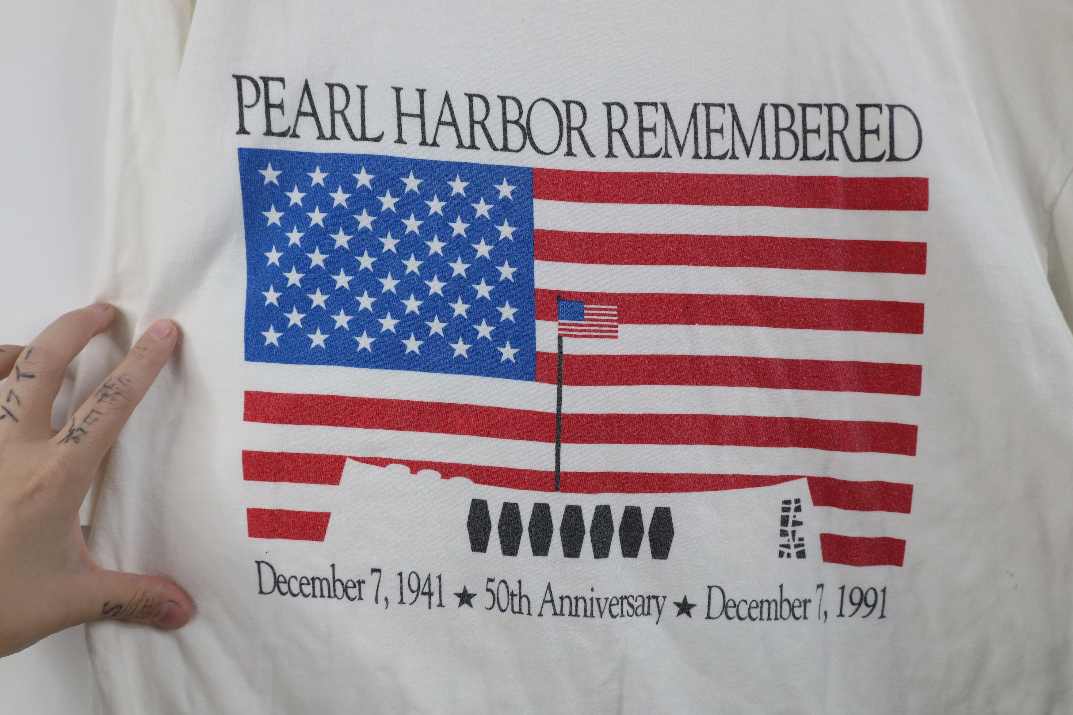 Vintage Vintage 90s 50th Anniversary Harbor Remembered T-Shirt USA Size US XL / EU 56 / 4 - 5 Thumbnail