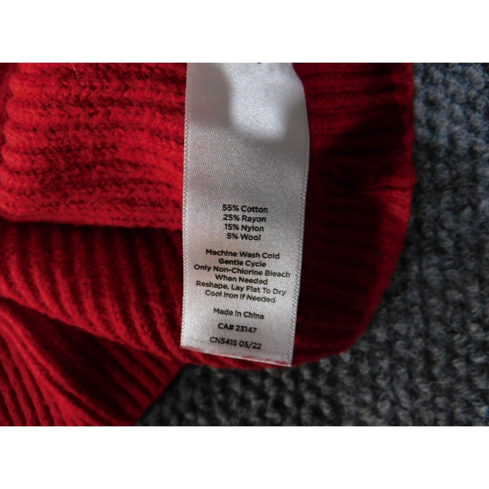 Talbots Talbots Sweater Womens Small Red Pullover Turtleneck Knit Ribbed Chunky Knit Pullover Long Sleeve Winter Casual Regular Size S Men? Women? Size S / US 4 / IT 40 - 7 Thumbnail