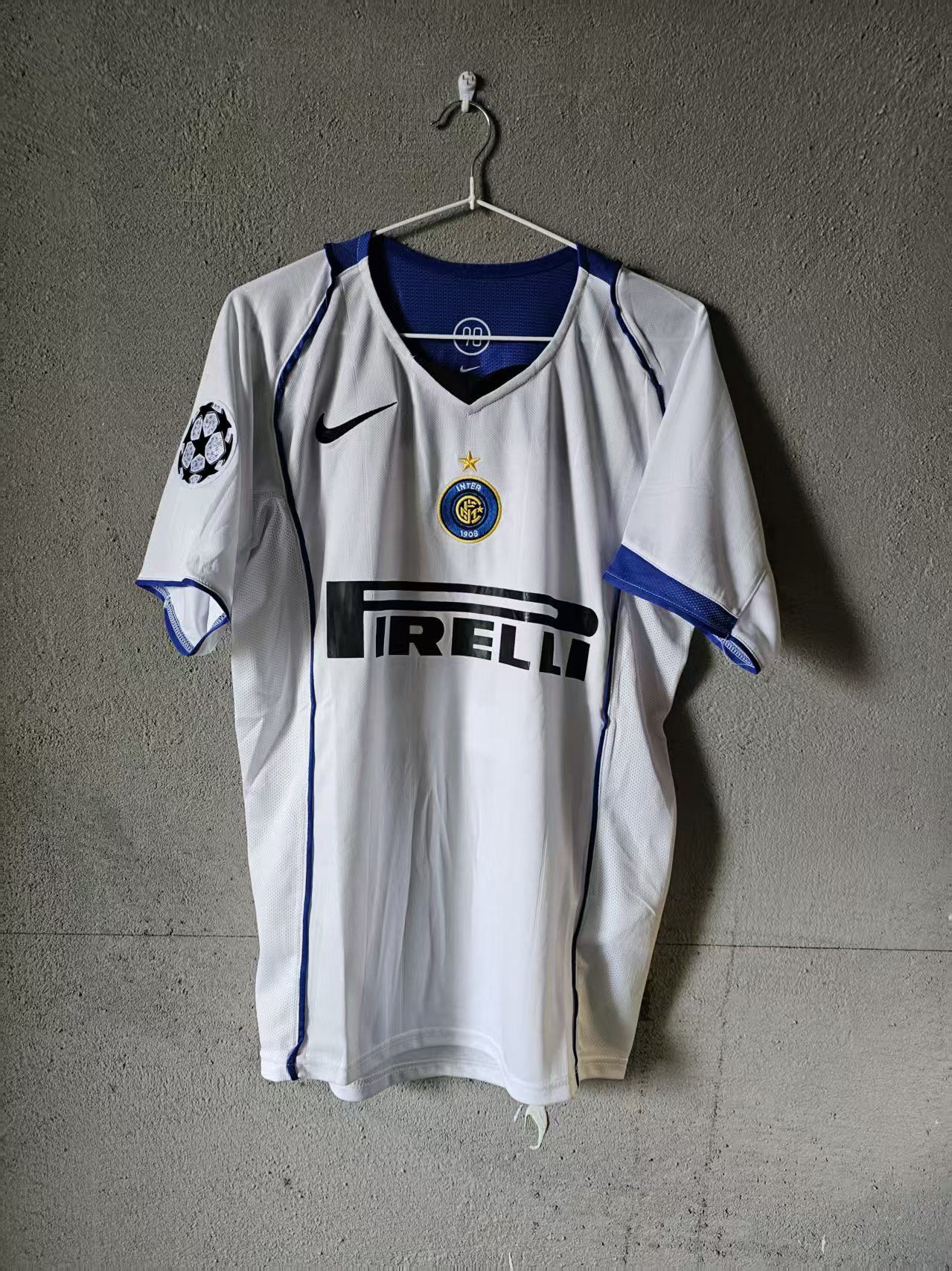 Nike Vintage Inter MIlan #20 Alvaro Recoba Jersey Size US L / EU 52-54 / 3 - 2 Thumbnail