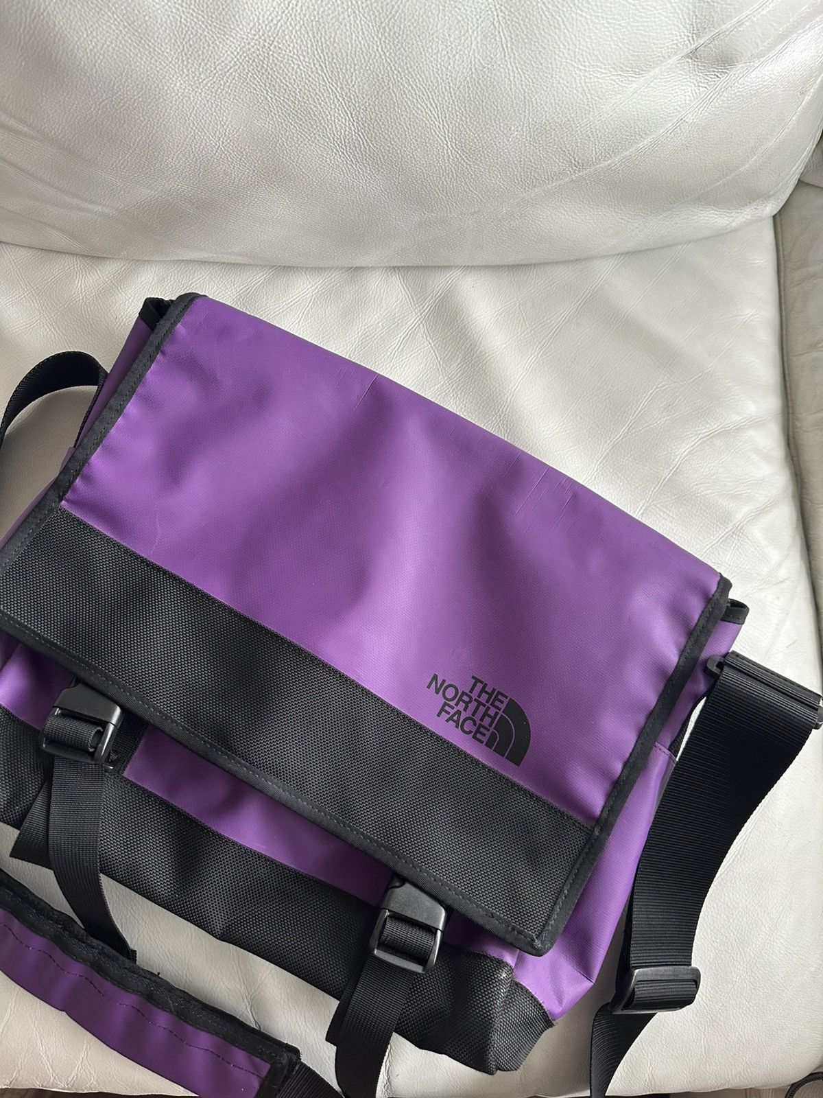 Y2K The North Face Waterproof Messenger Crossbody Bag in Purple, Men's